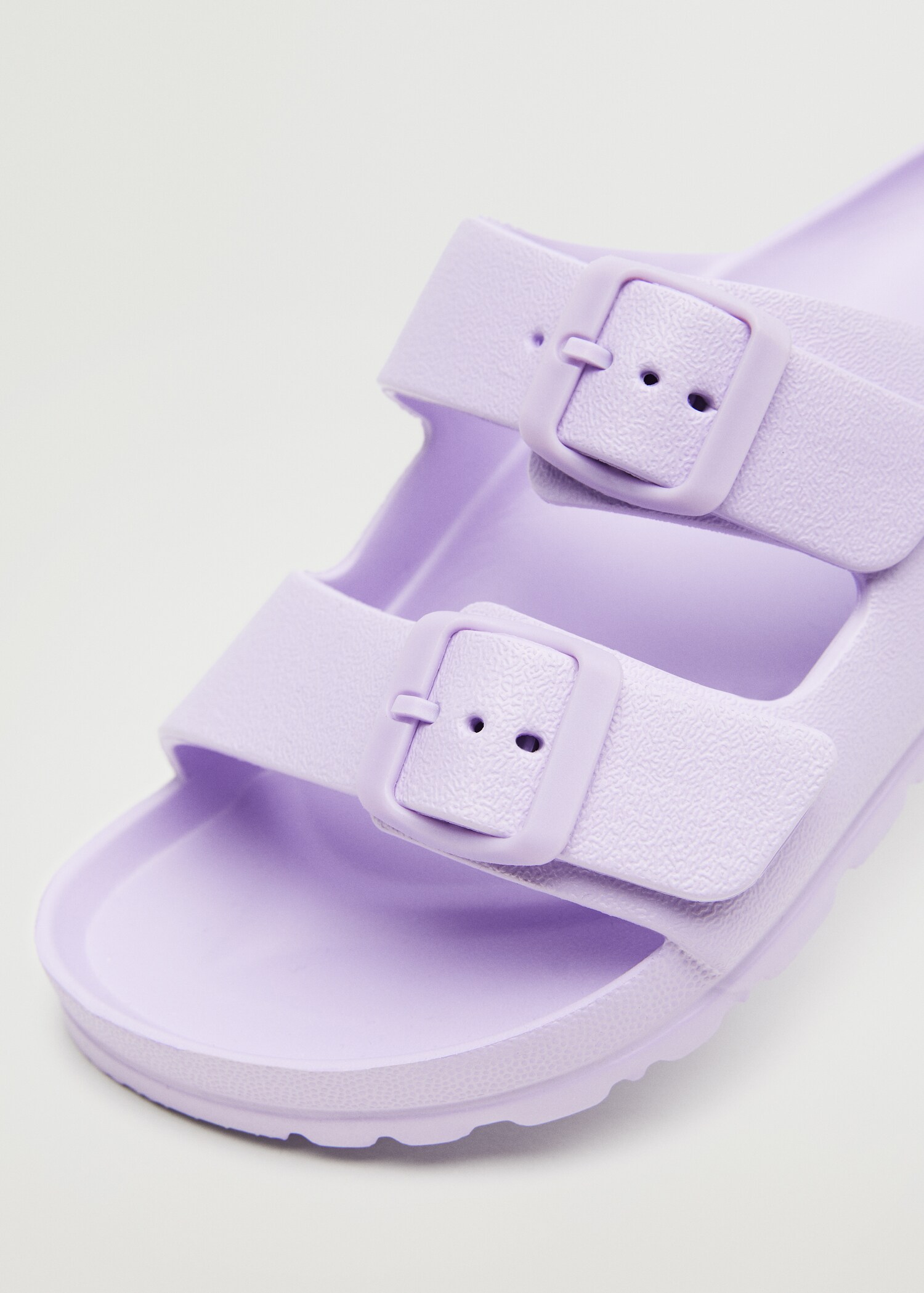 Flip flops buckles - Details of the article 4