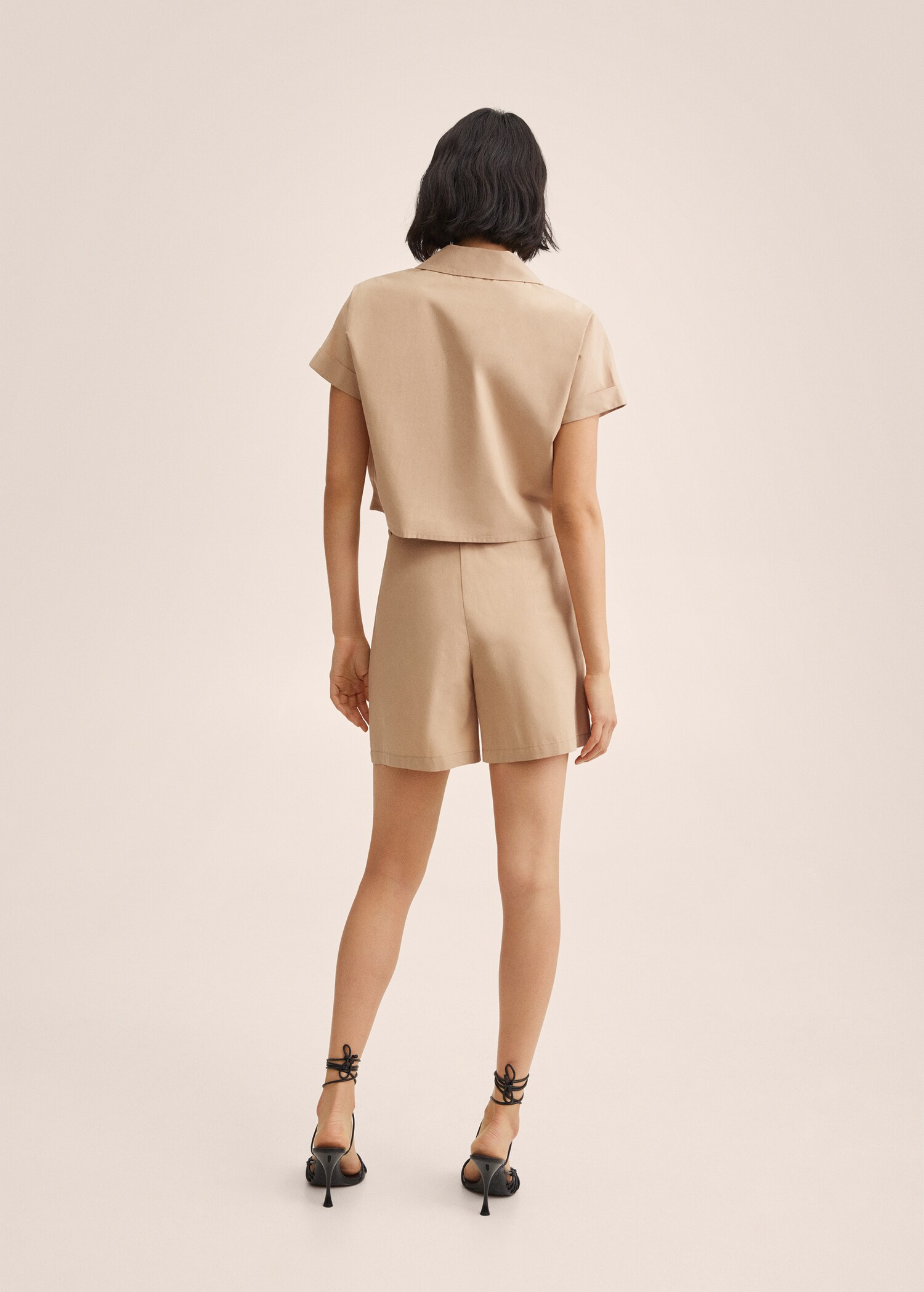 Pockets cotton shorts - Reverse of the article