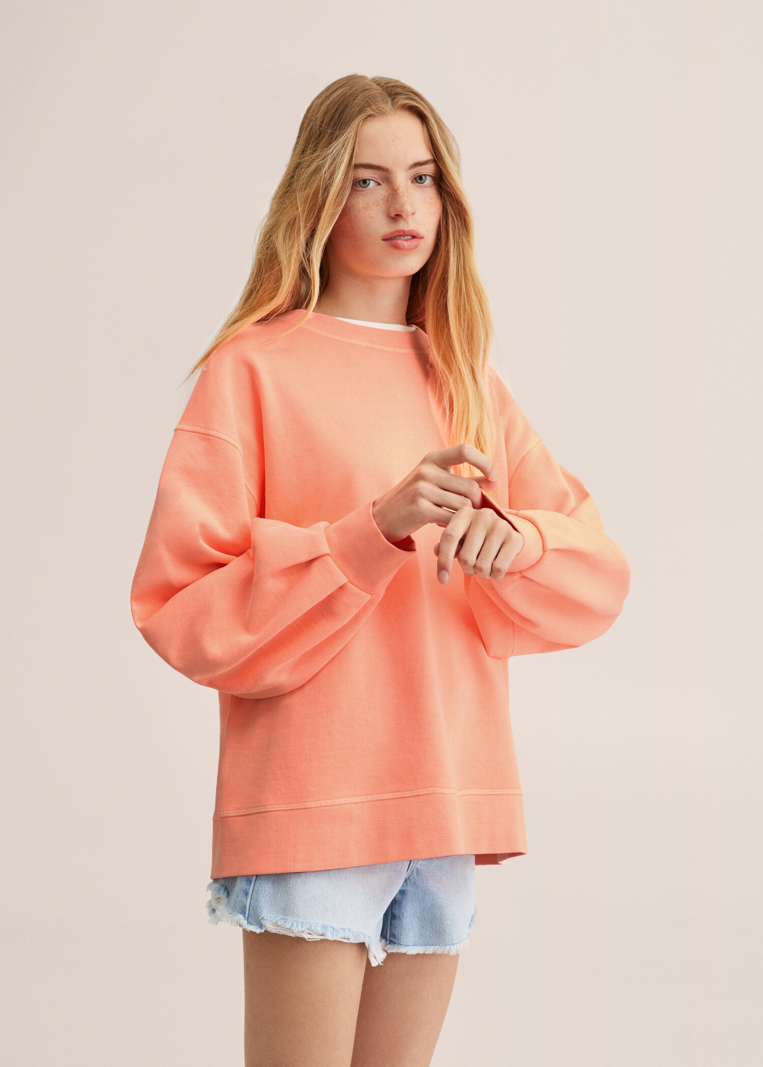 Oversize cotton sweatshirt - Details of the article 1