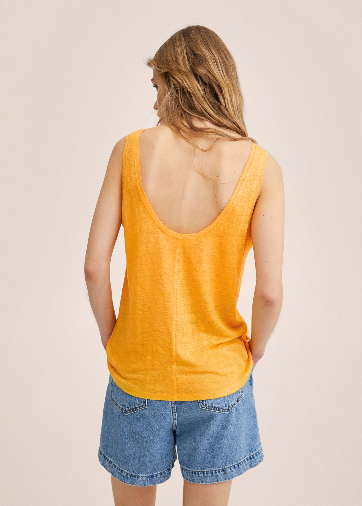 100% linen top - Reverse of the article