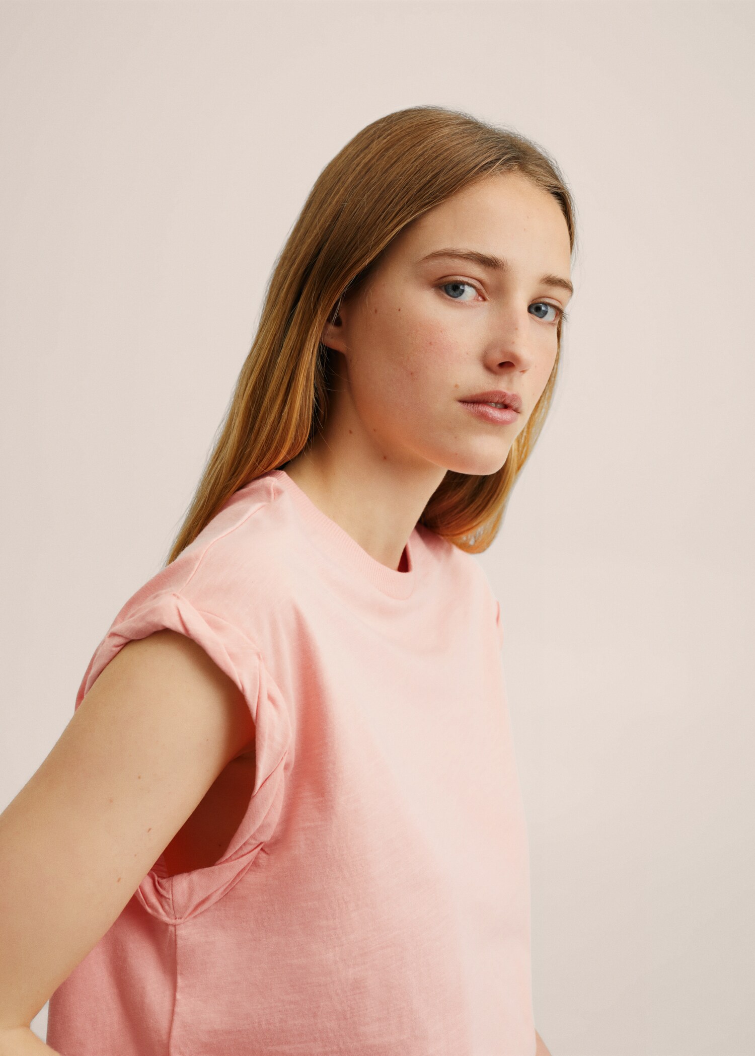 Cotton sleeveless t-shirt - Details of the article 1