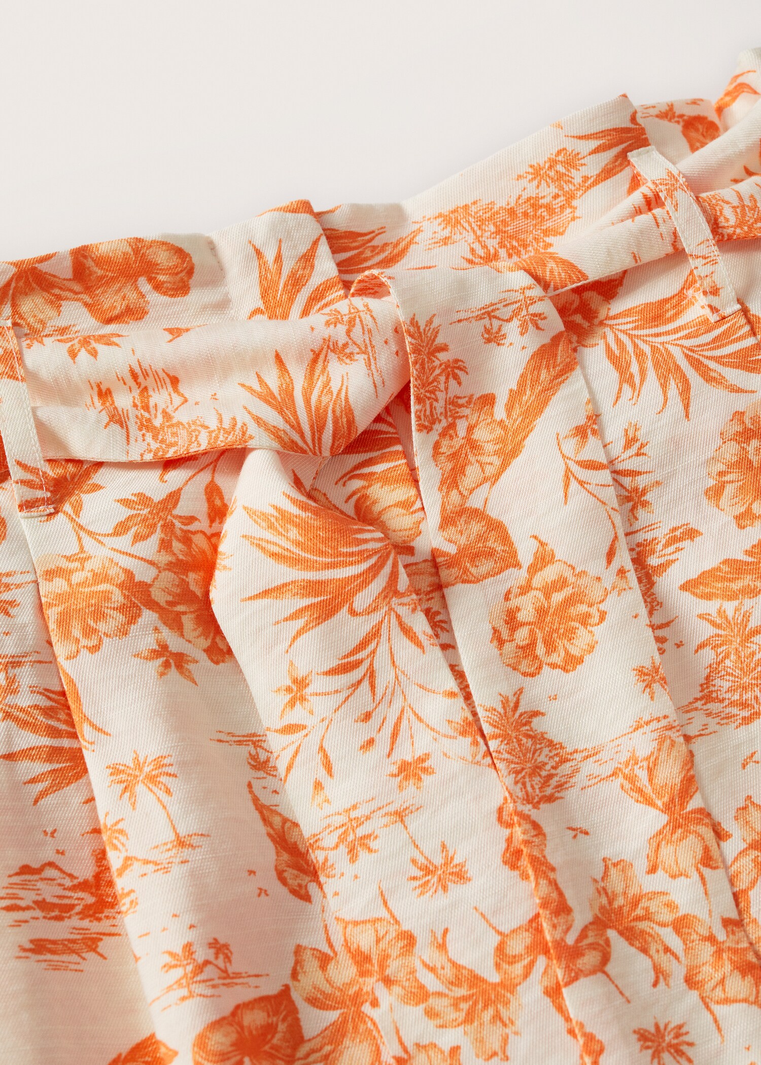 Paperbag printed shorts - Details of the article 8