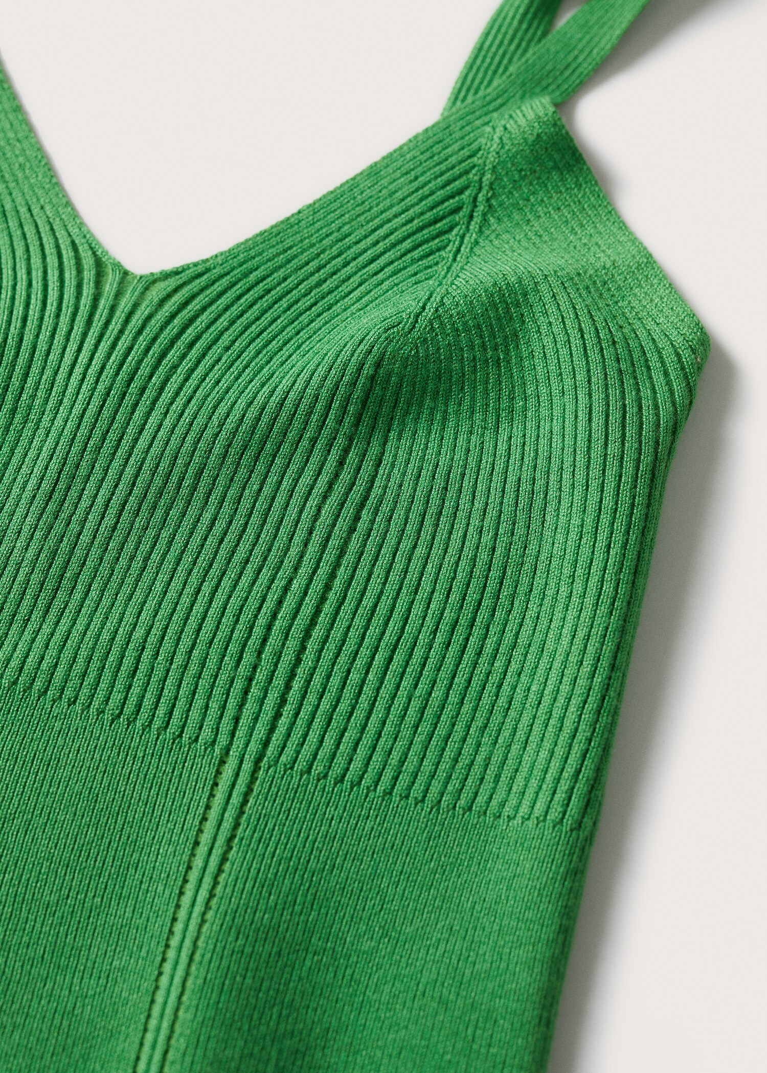 Strick-Top mit Rippstruktur - Detail des Artikels 8