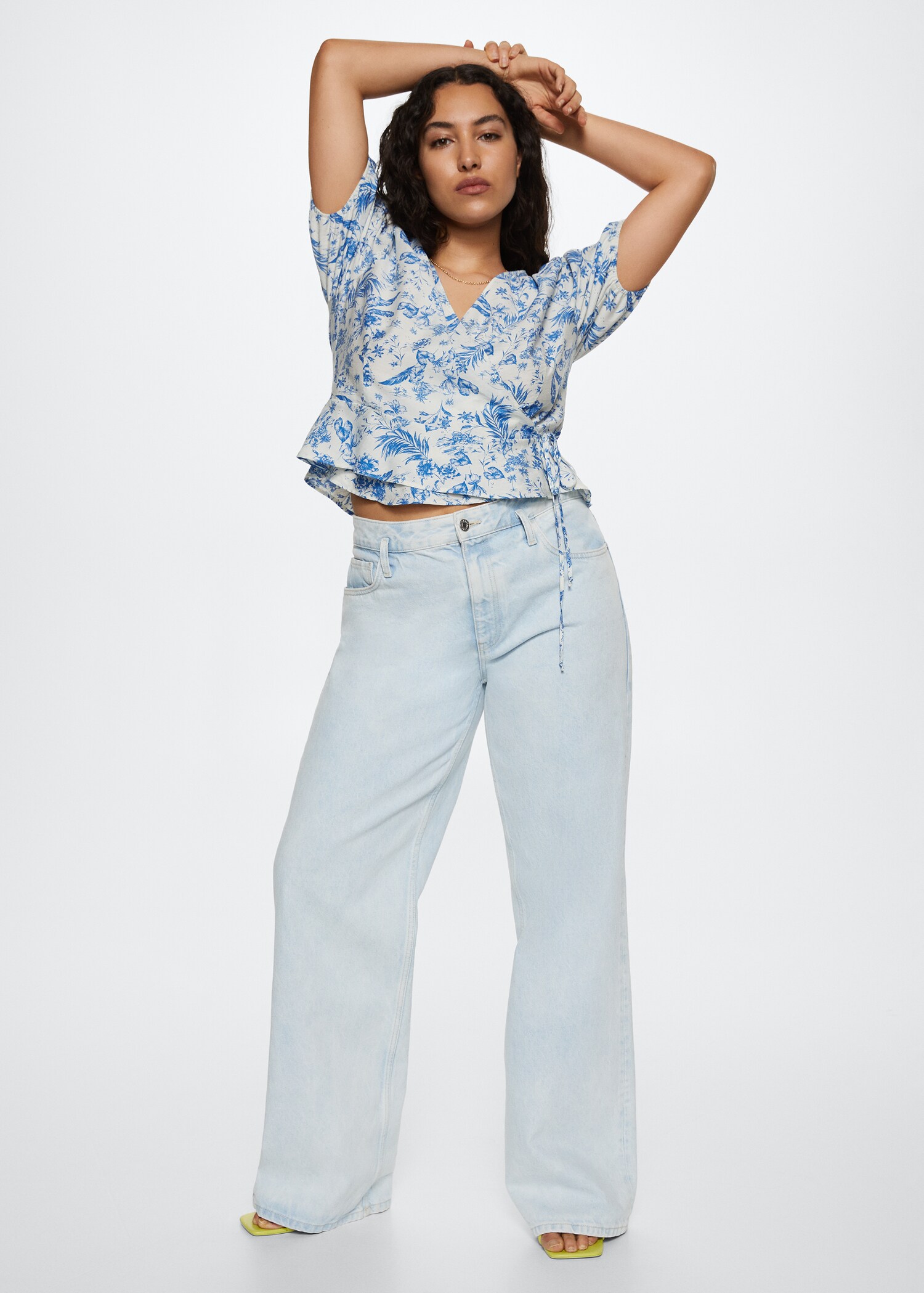 Wrap printed blouse - Details of the article 3