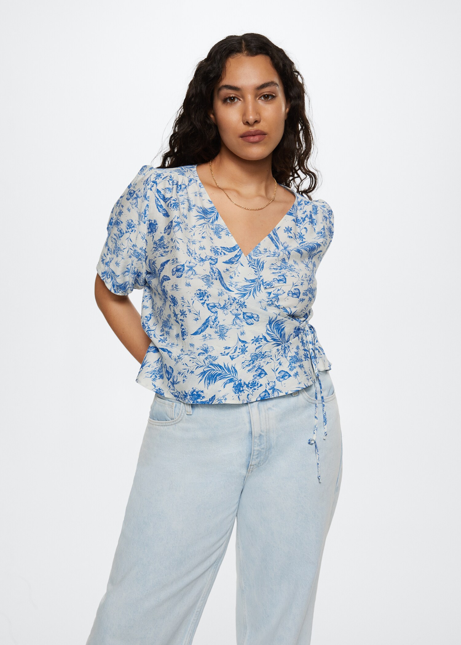 Wrap printed blouse - Details of the article 4
