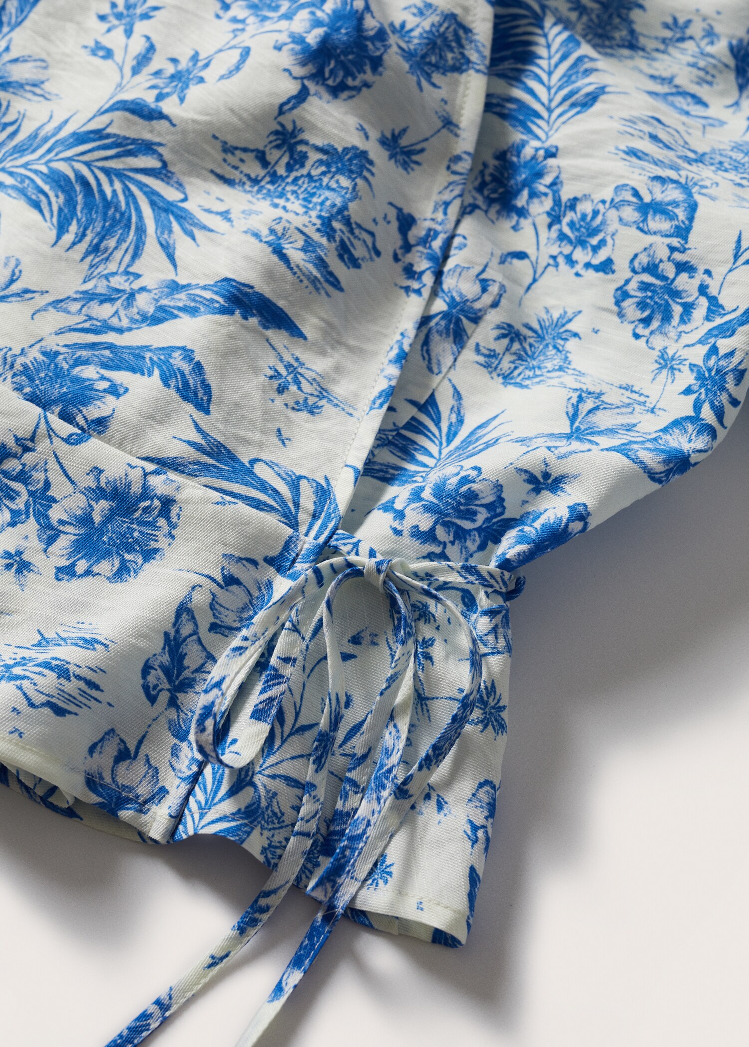 Wrap printed blouse - Details of the article 8