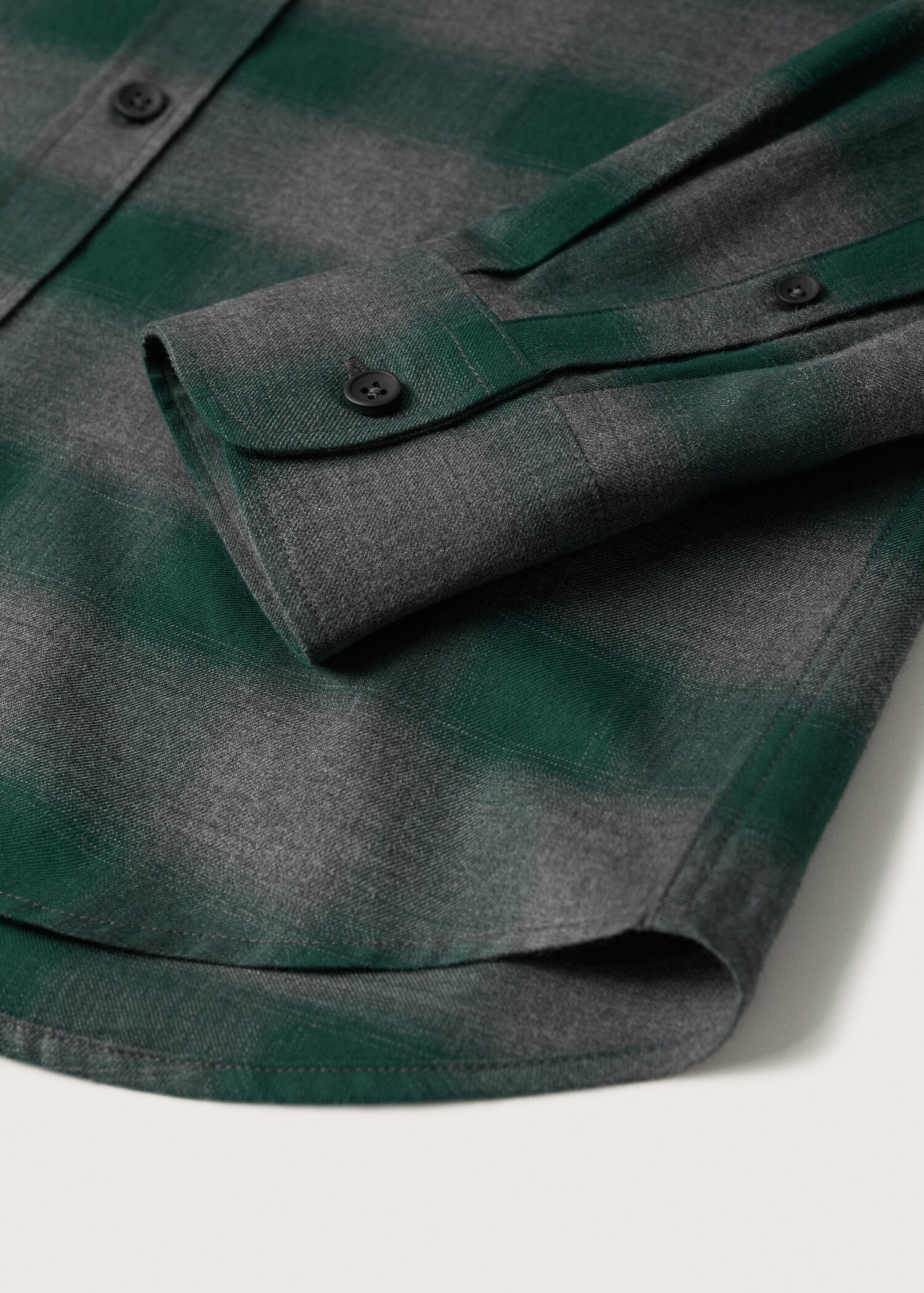 Checked flannel shirt - Details of the article 8