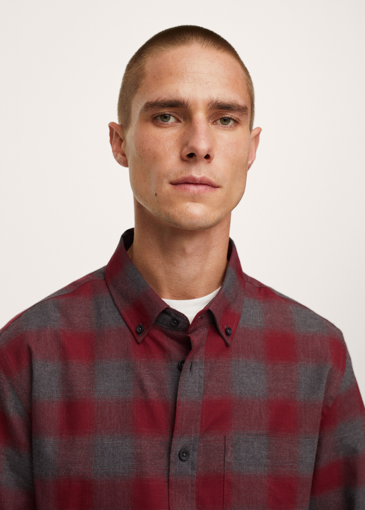 Checked flannel shirt - Details of the article 1