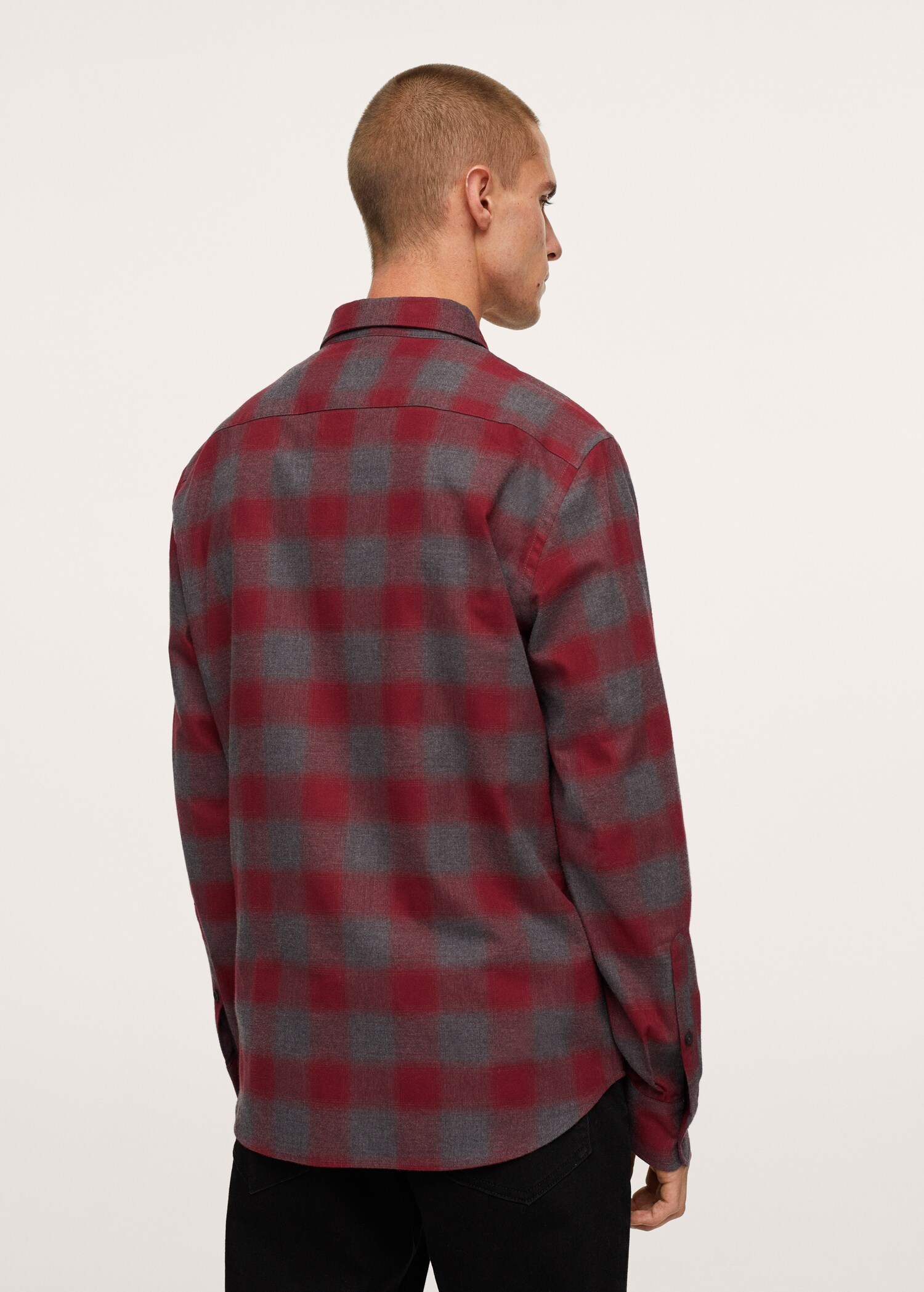 Checked flannel shirt - Reverse of the article