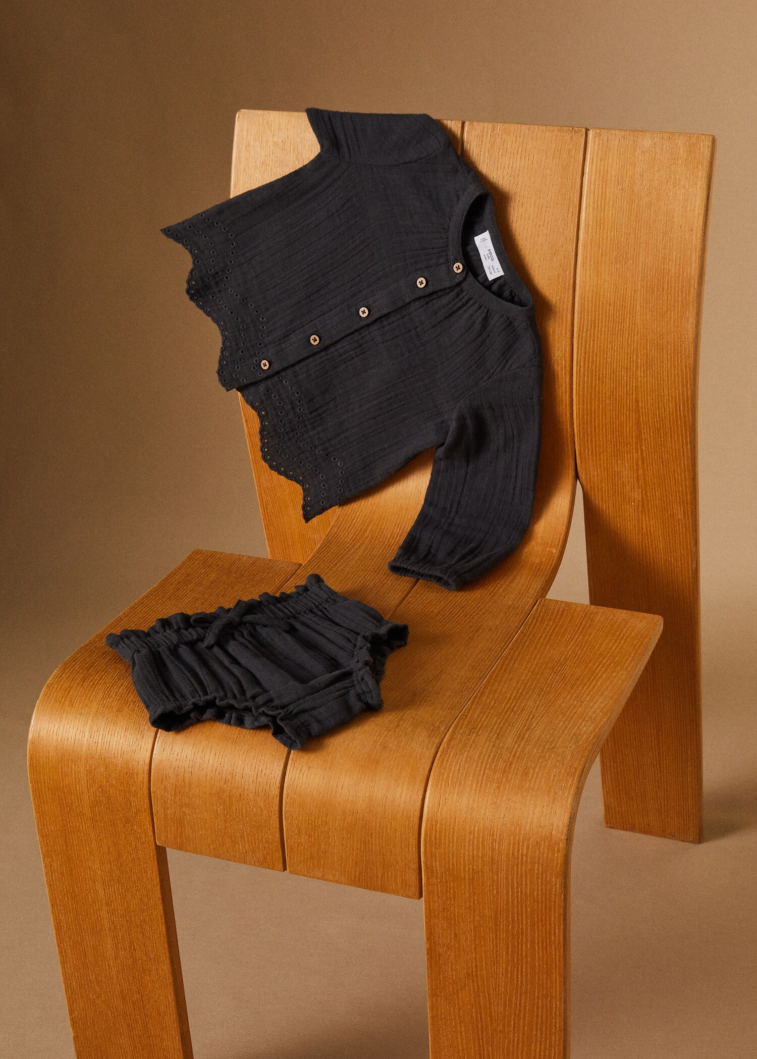 Conjunto de blusa con ranita - Detalle del artículo 6