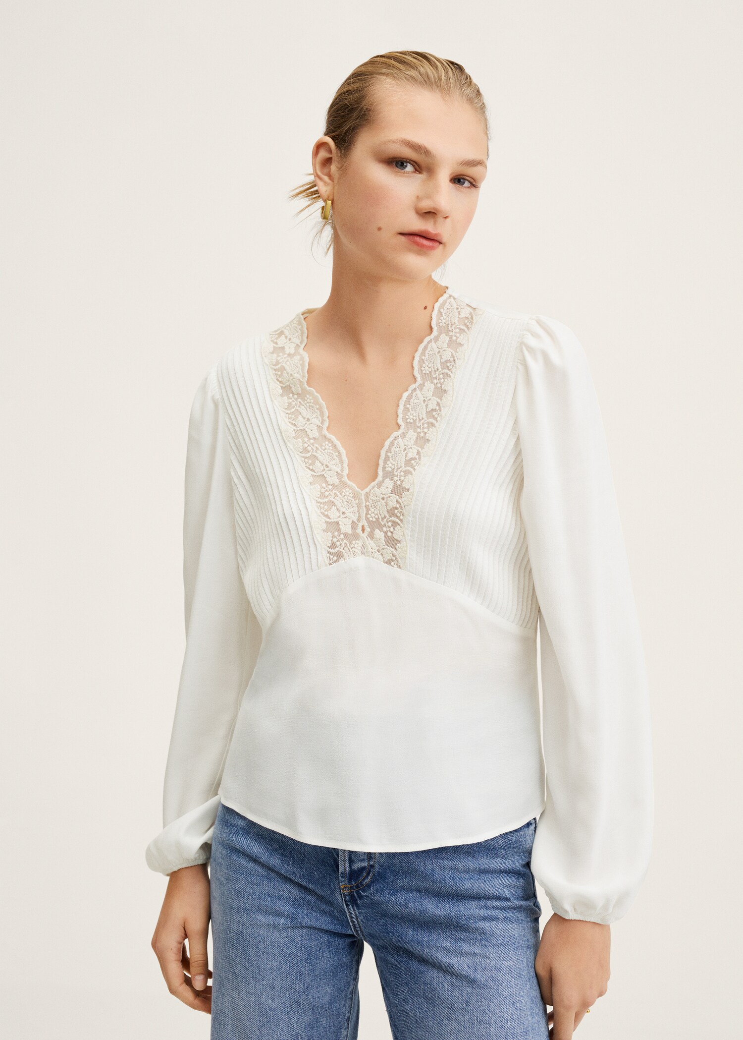 Embroidered details blouse - Medium plane