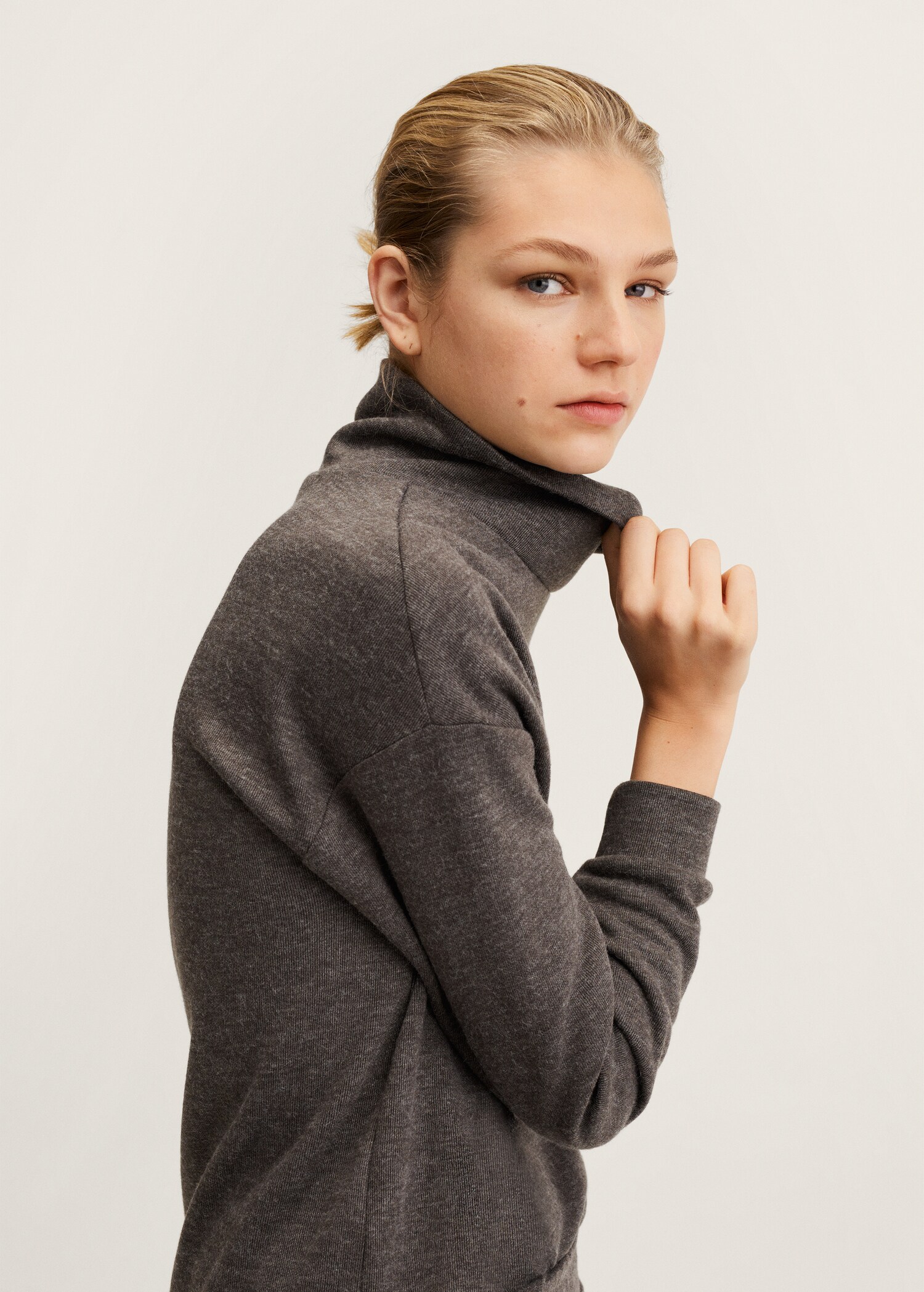 Sweatshirt met trechterhals - Detail van het artikel 2