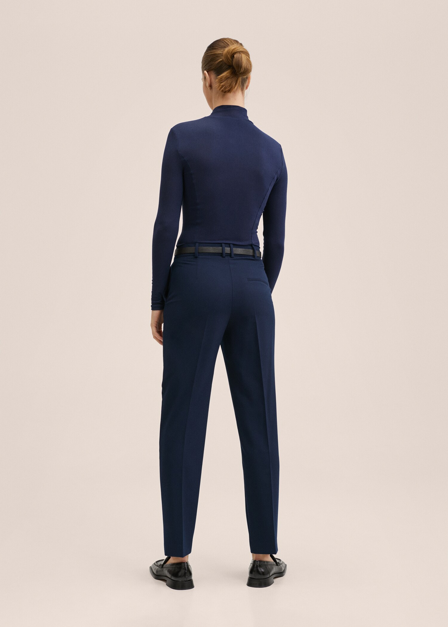 Belt suit pants - Reverse of the article