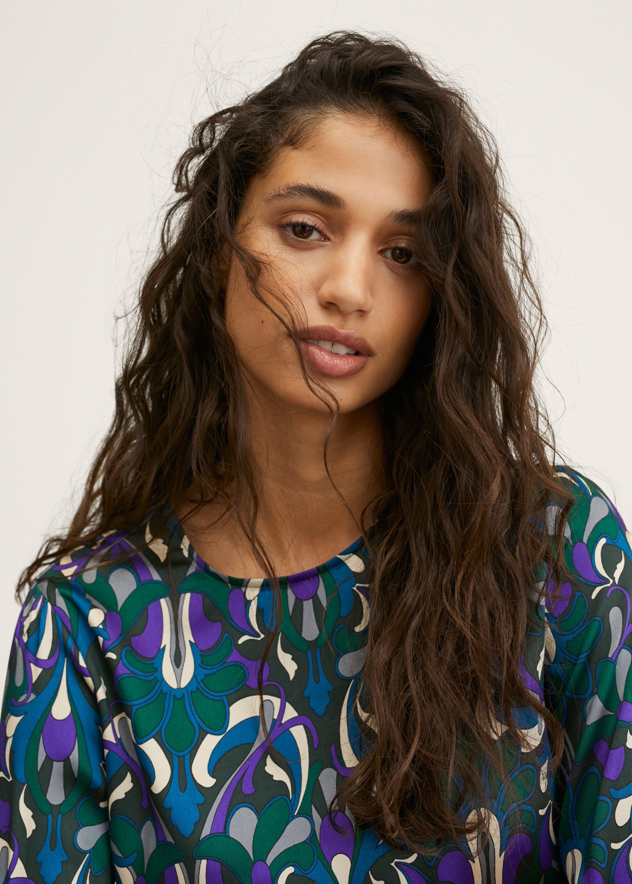 Flowy printed blouse - Details of the article 2
