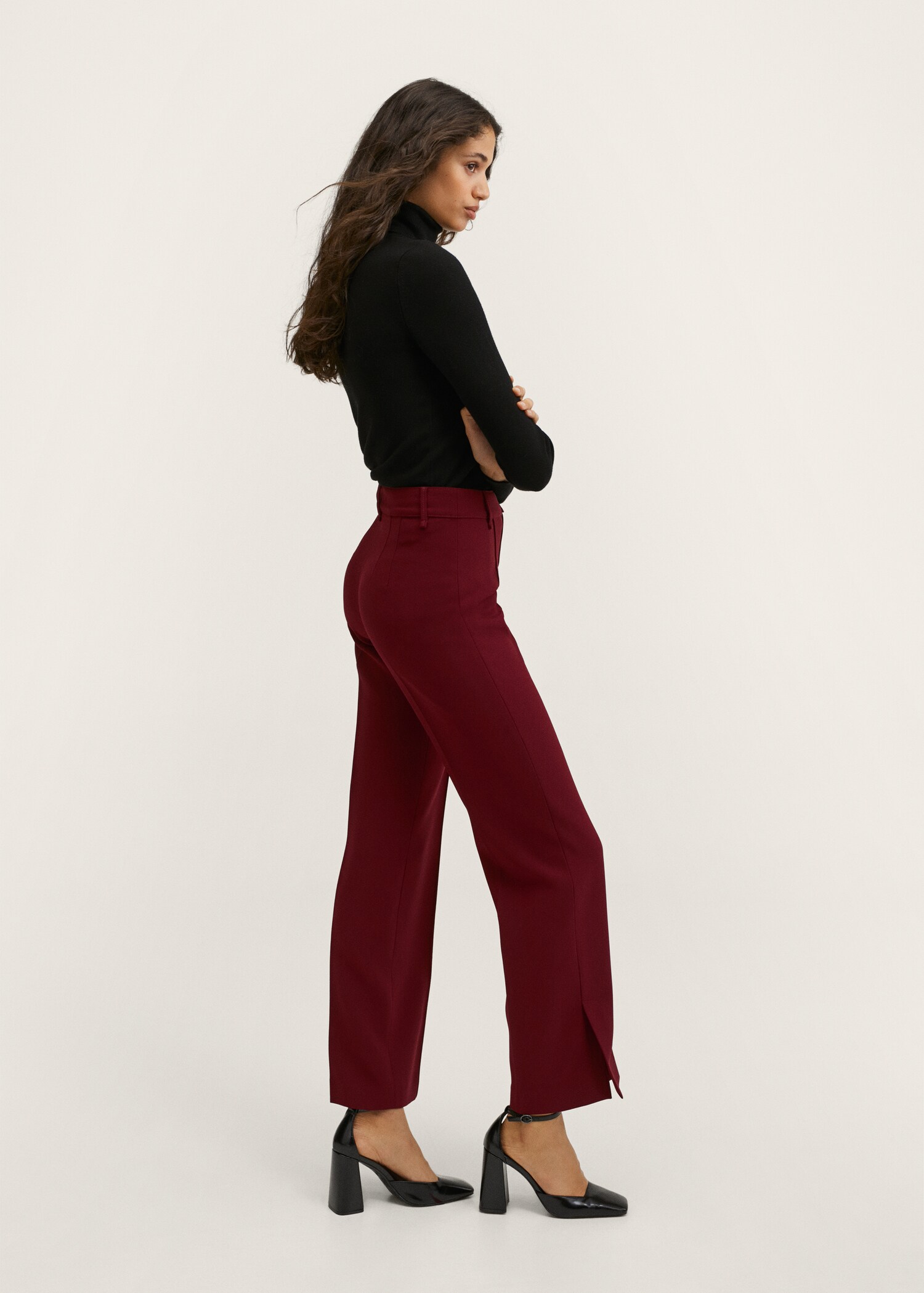Straight trousers with openings - Details of the article 1