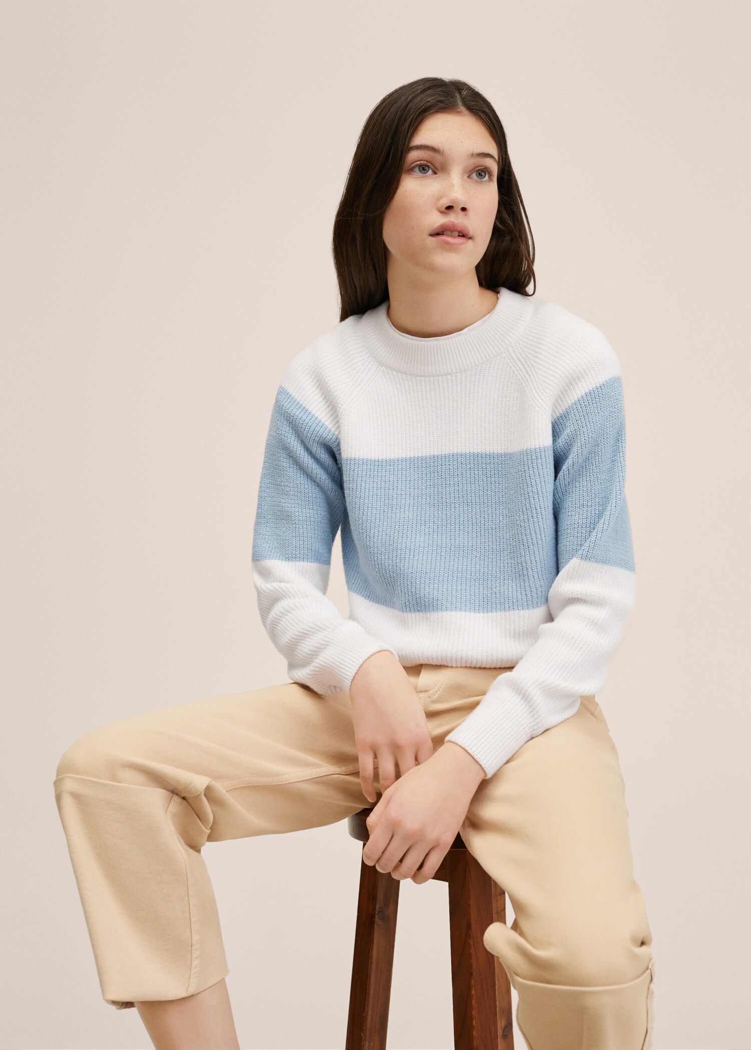 Bicolour knit sweater - Details of the article 2