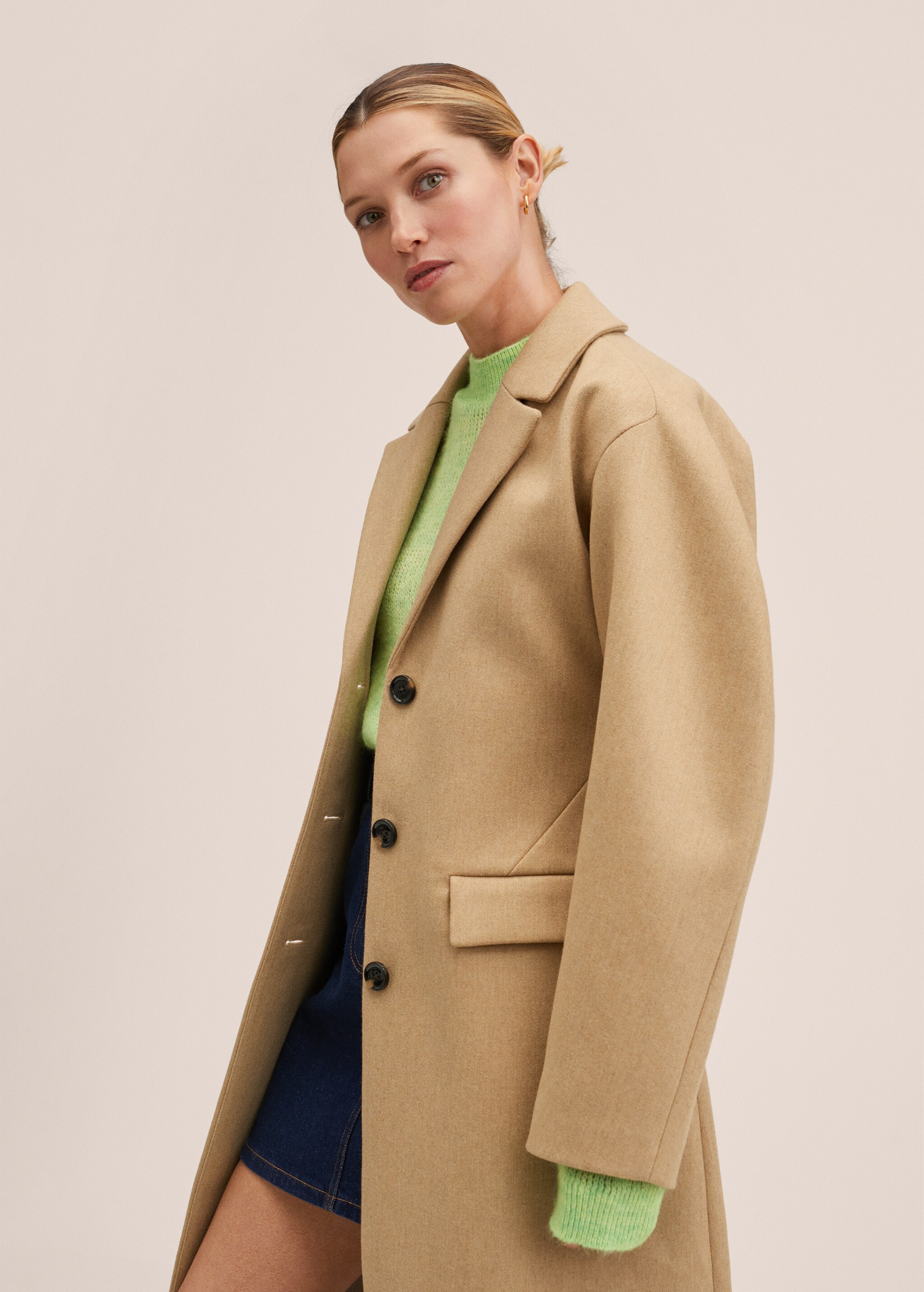 Oversize wool coat - Details of the article 1