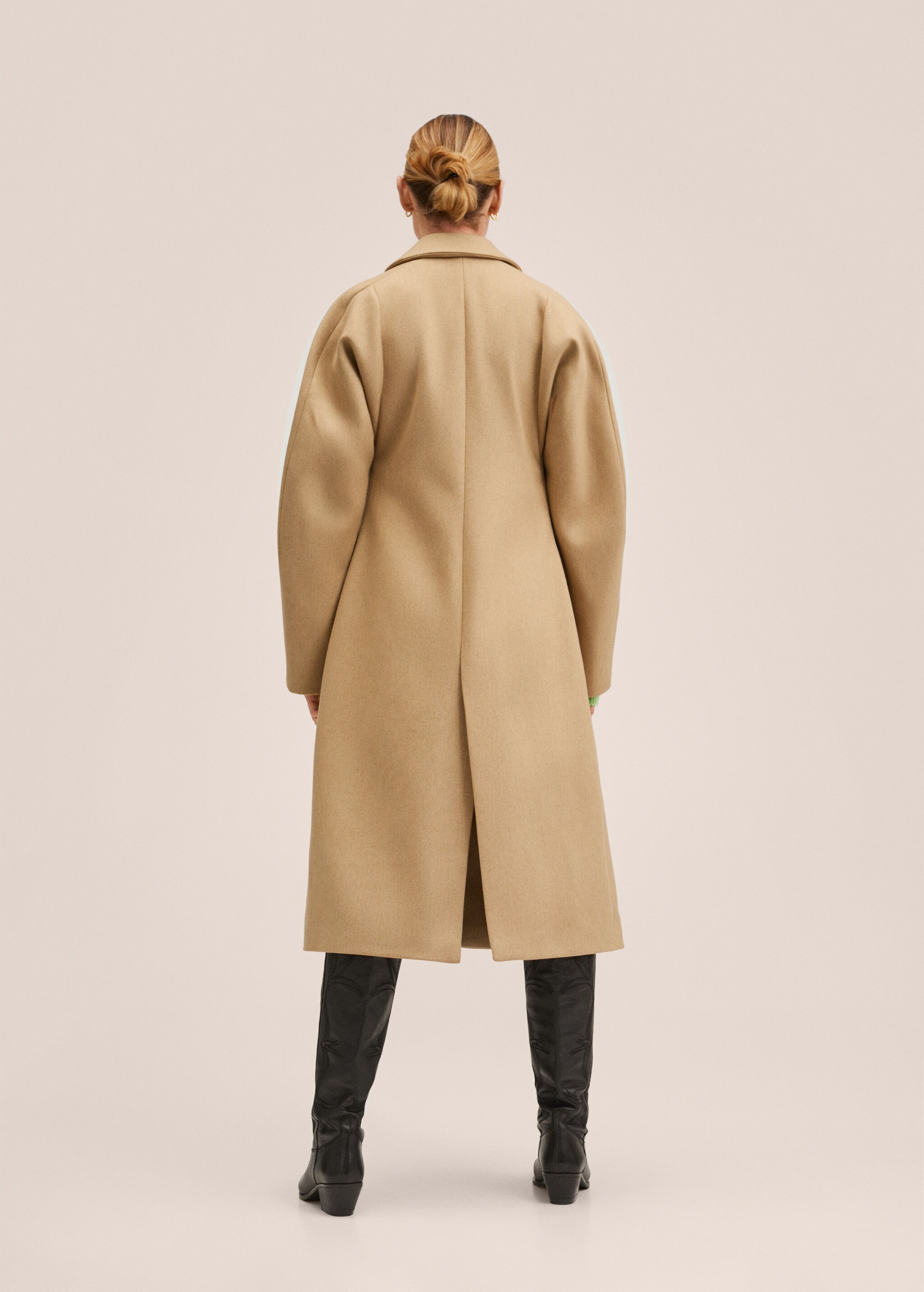 Oversize wool coat - Reverse of the article