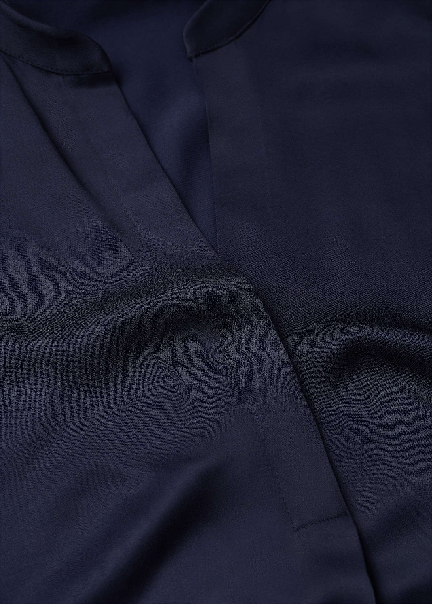 Blusa satinada oversize - Detalle del artículo 8