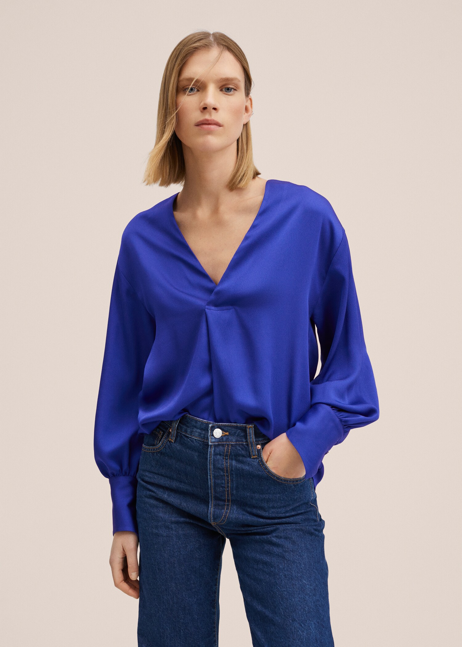 Satin finish flowy blouse - Medium plane