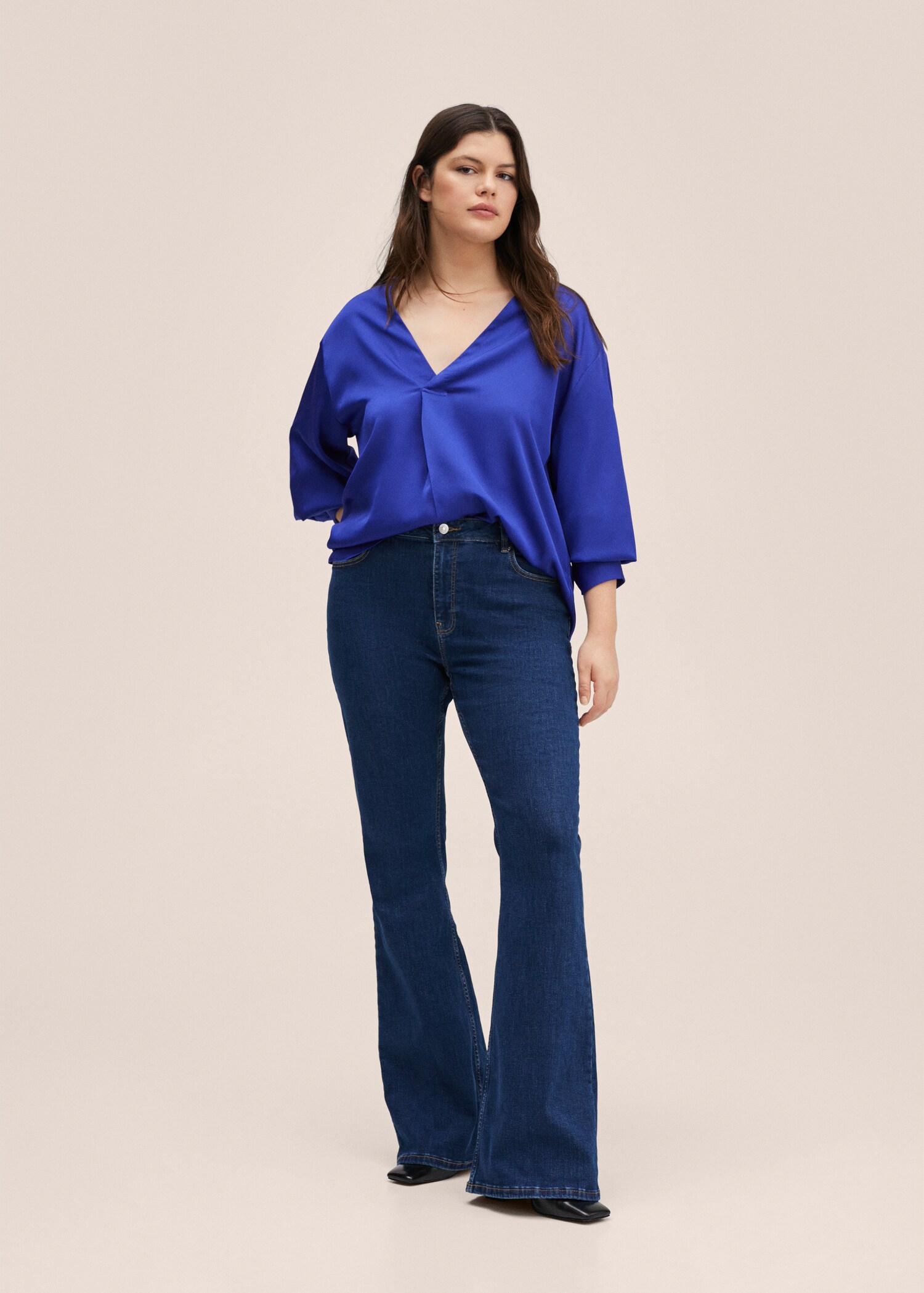 Satin finish flowy blouse - Details of the article 4