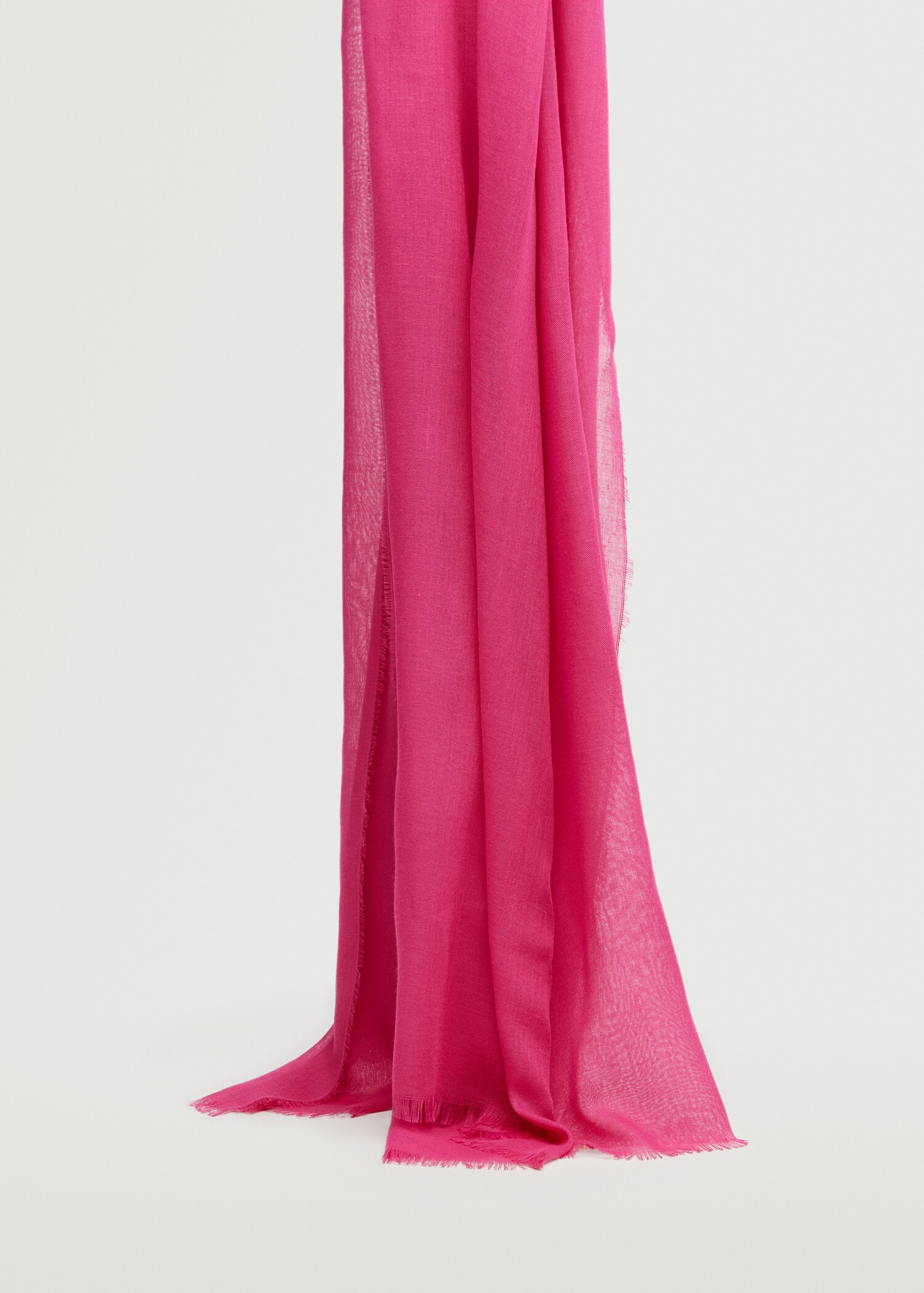Frayed edge scarf - Details of the article 3