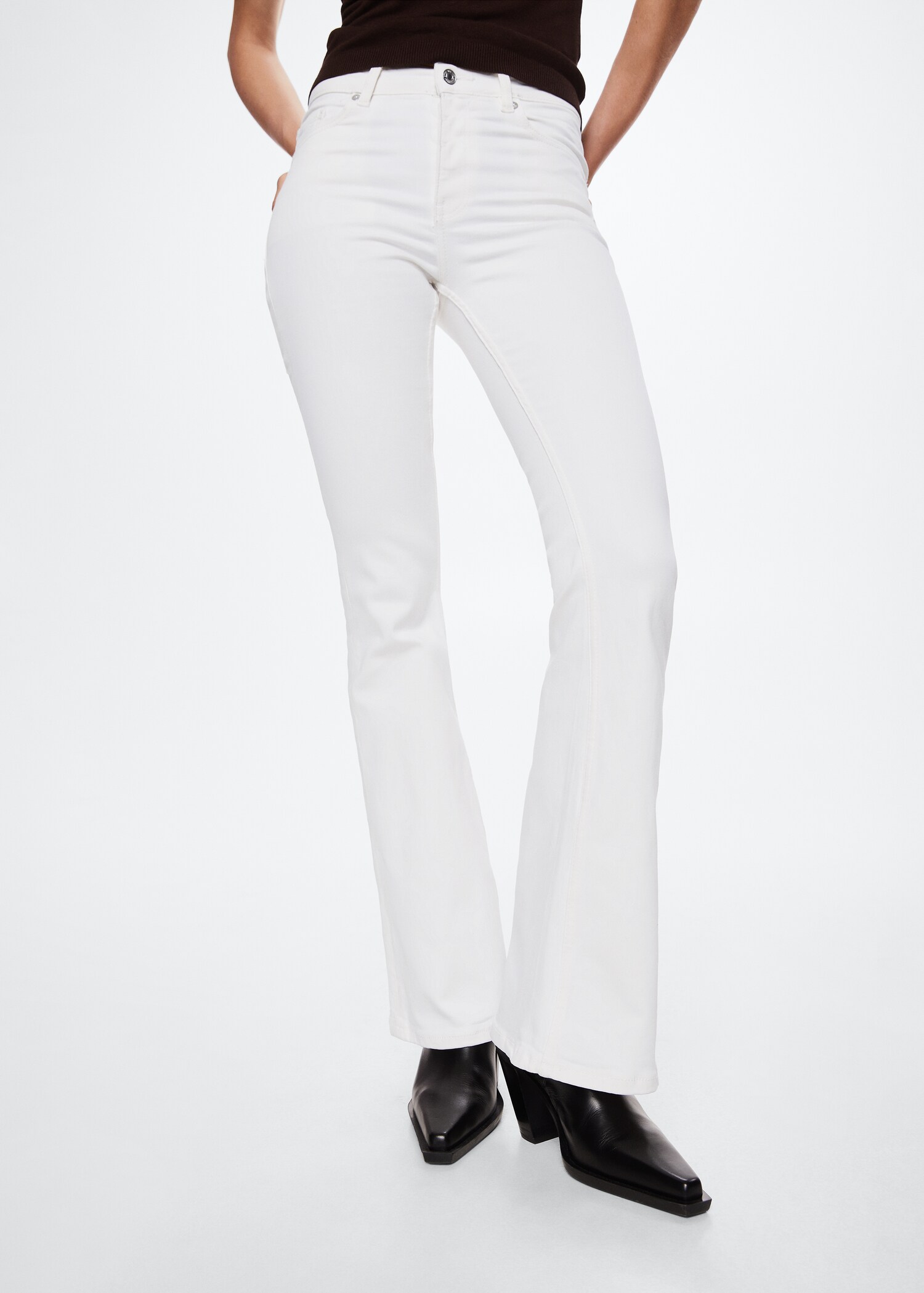Medium-rise flared jeans  - Medium plane