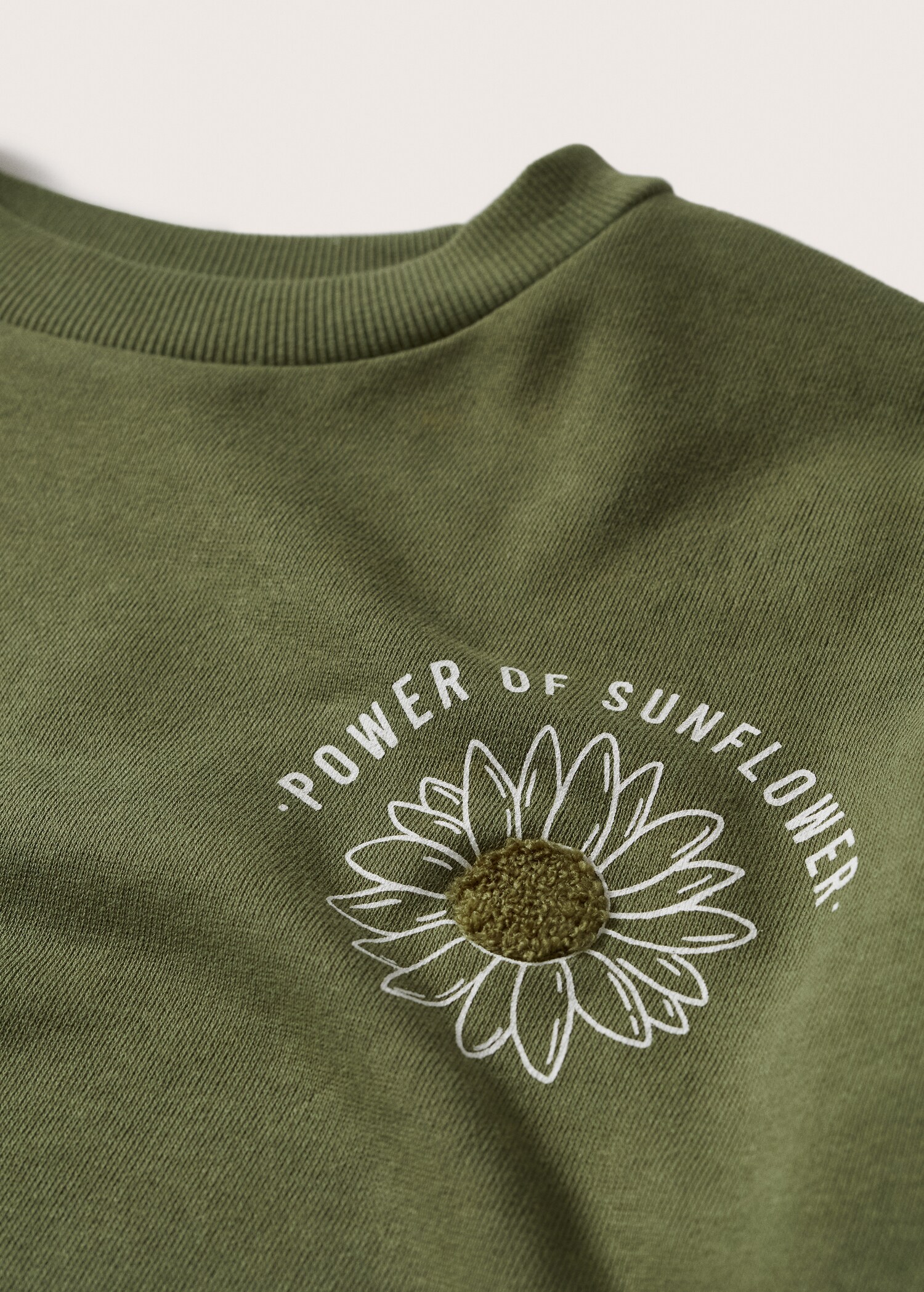Embroidered message sweatshirt - Details of the article 8