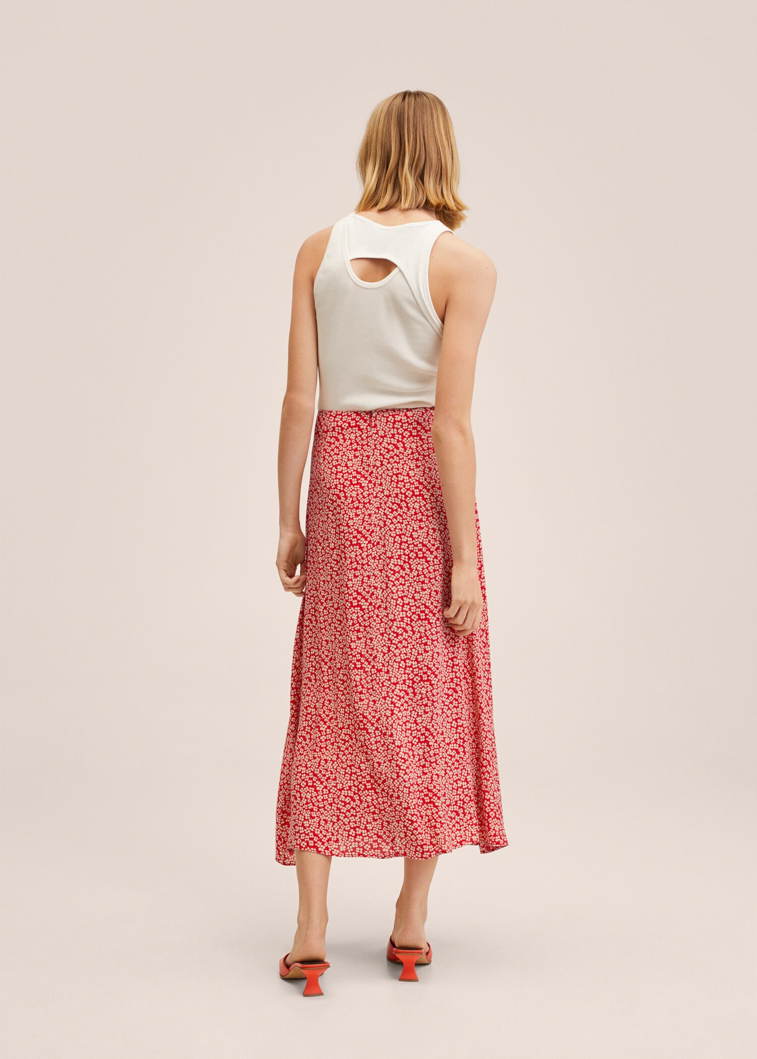 Slit floral skirt - Reverse of the article