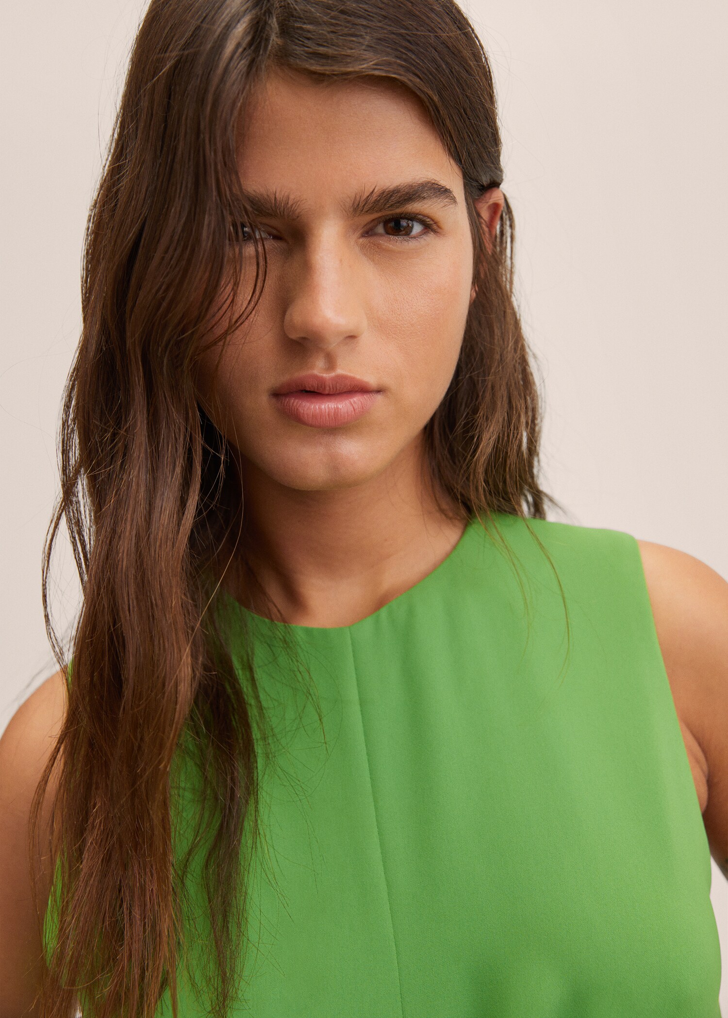 Cut-out jumpsuit with knot - Details of the article 1