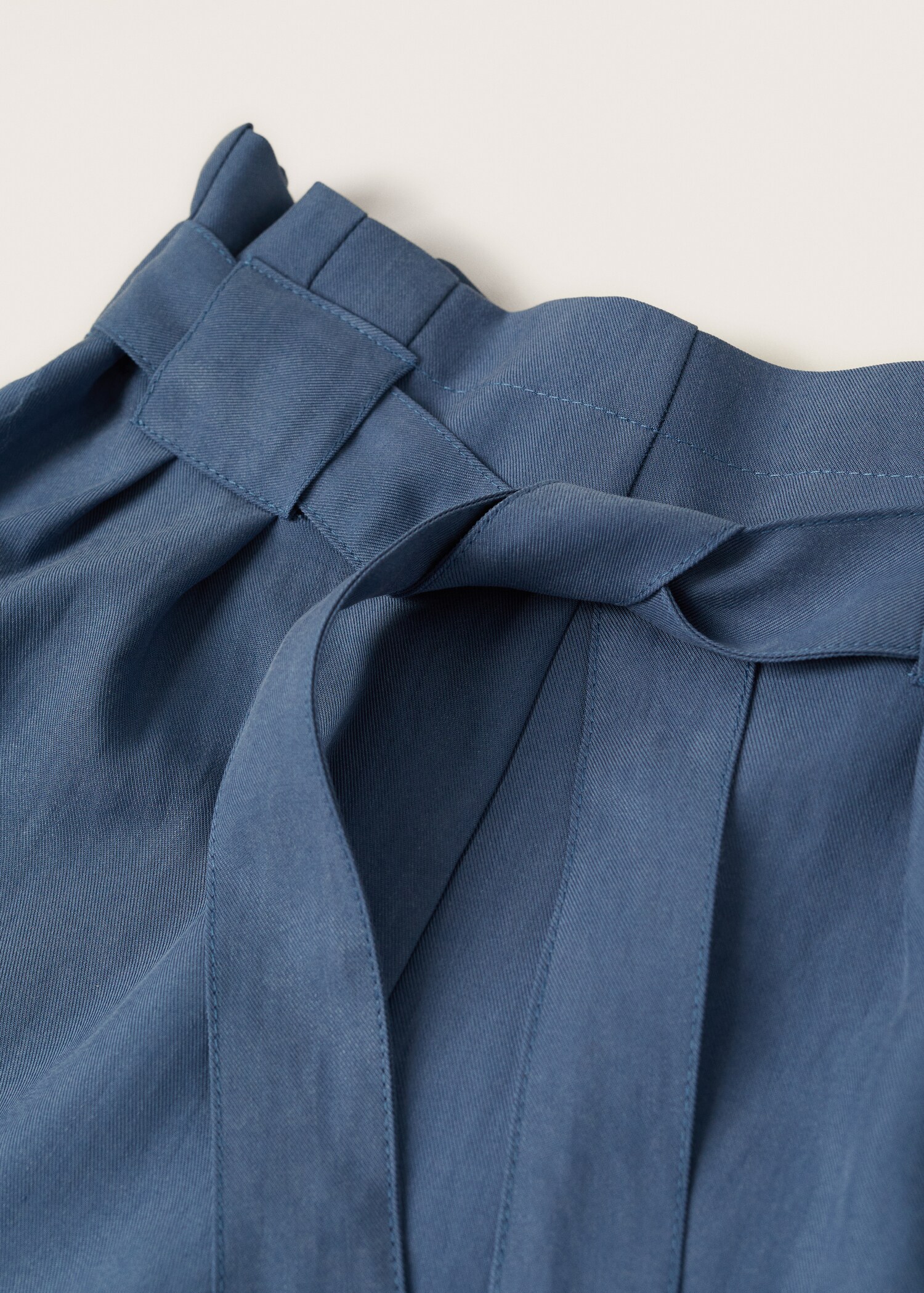 Straight lyocell trousers - Details of the article 8