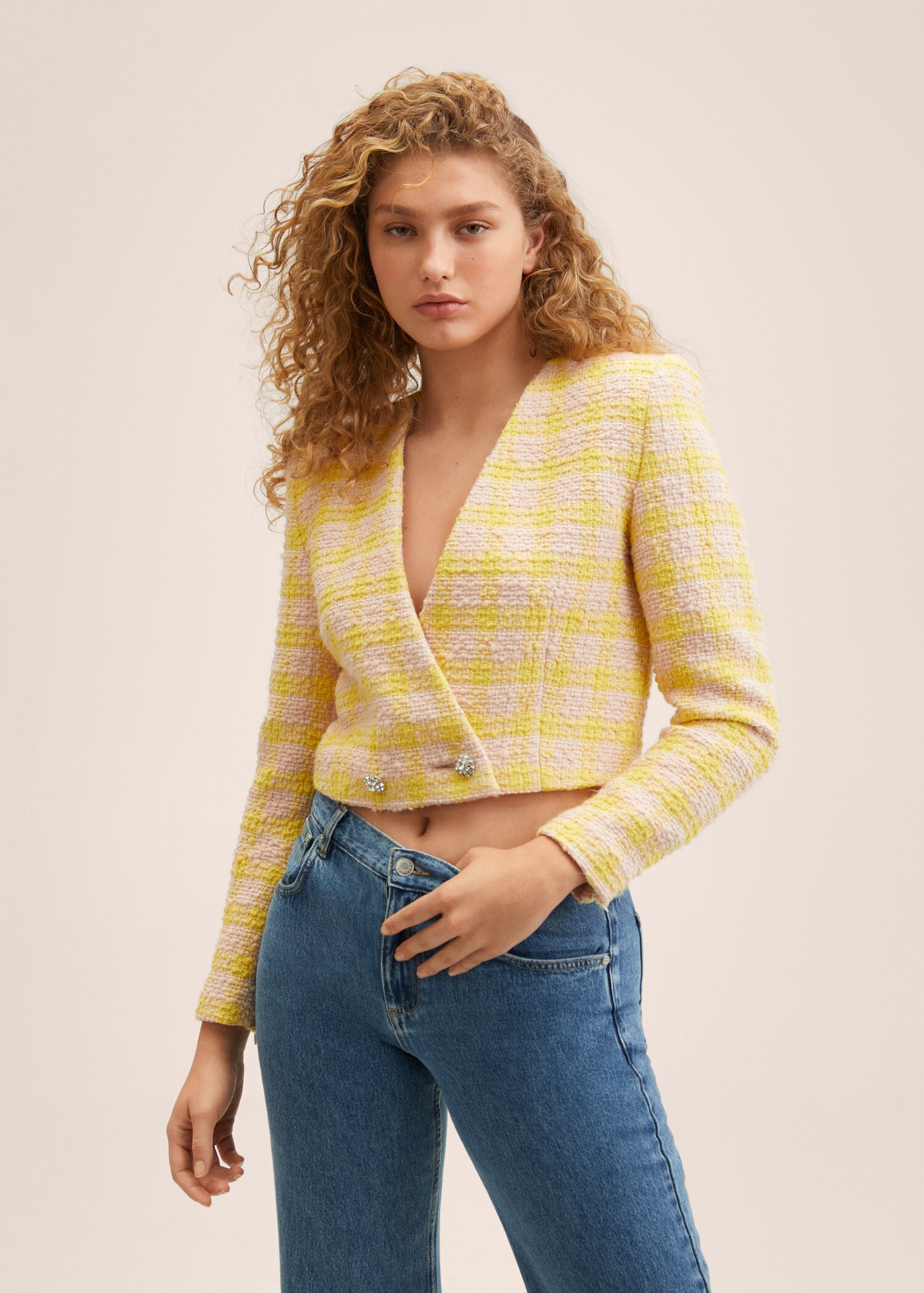 Casaco de tweed cropped - Plano médio