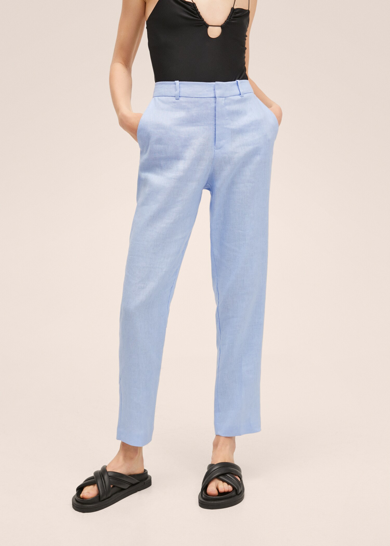 Pantalón traje 100% lino - Plano medio