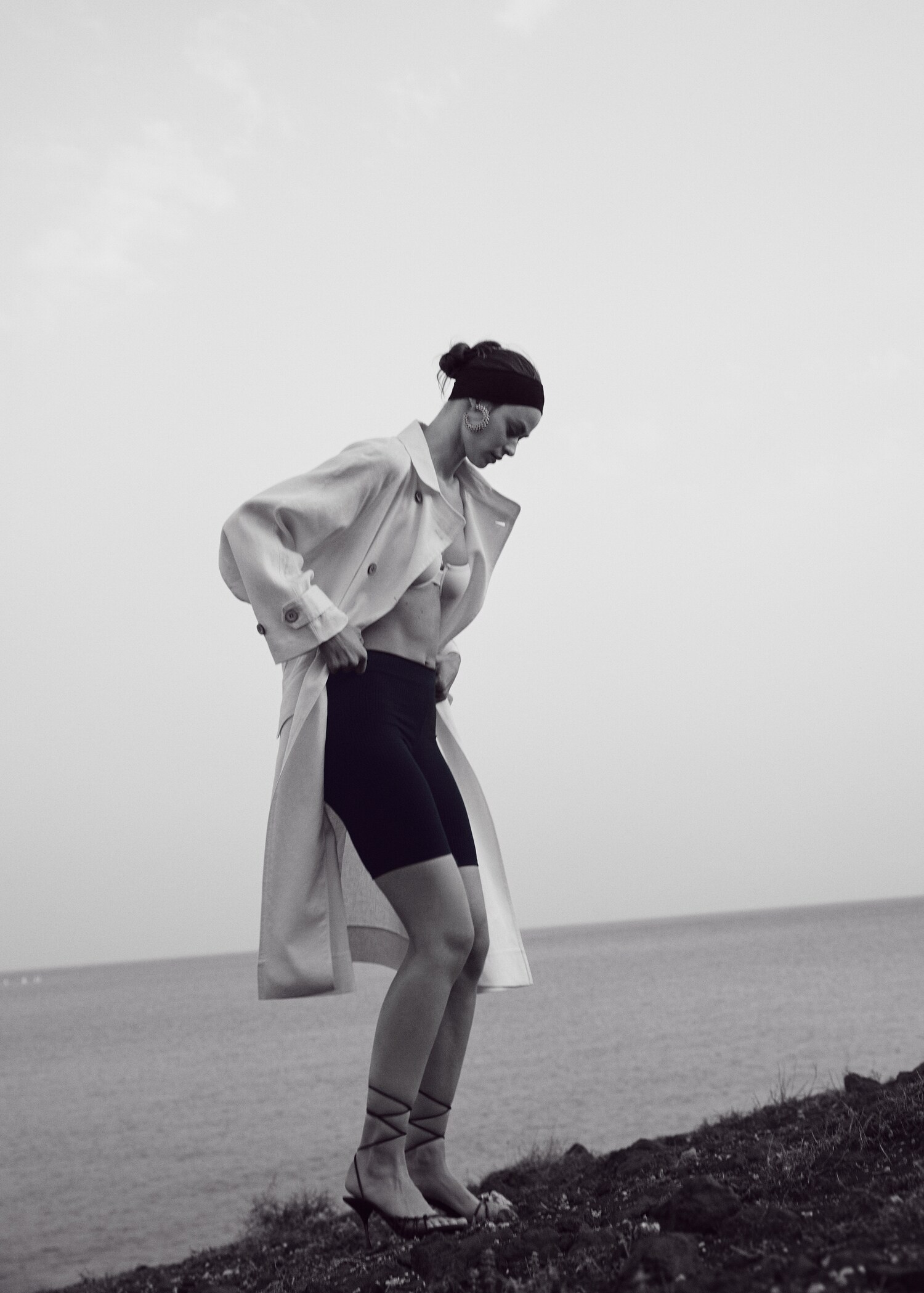 100% linen trench coat - Details of the article 7