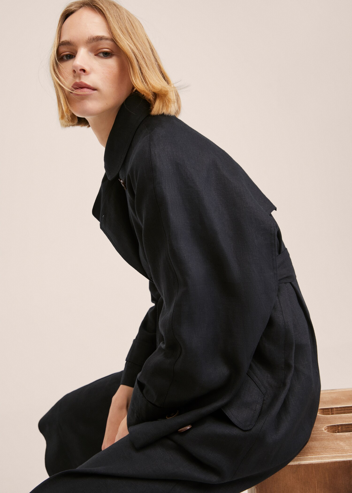 100% linen trench coat - Details of the article 2
