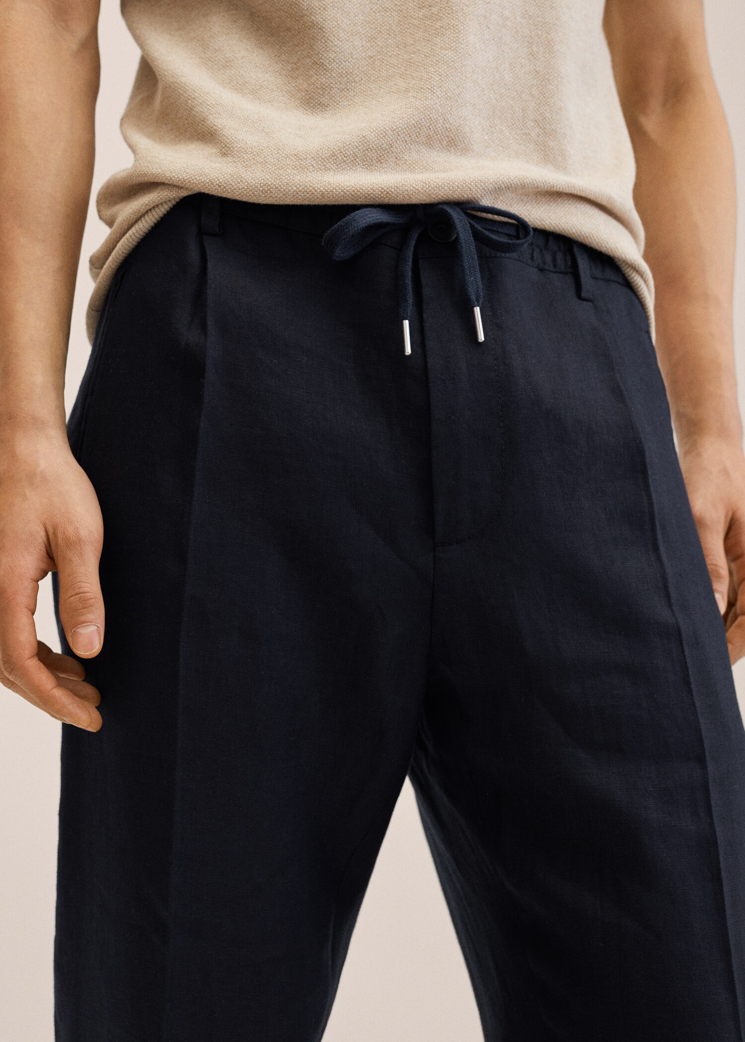 Relaxed linen trousers - Details of the article 1