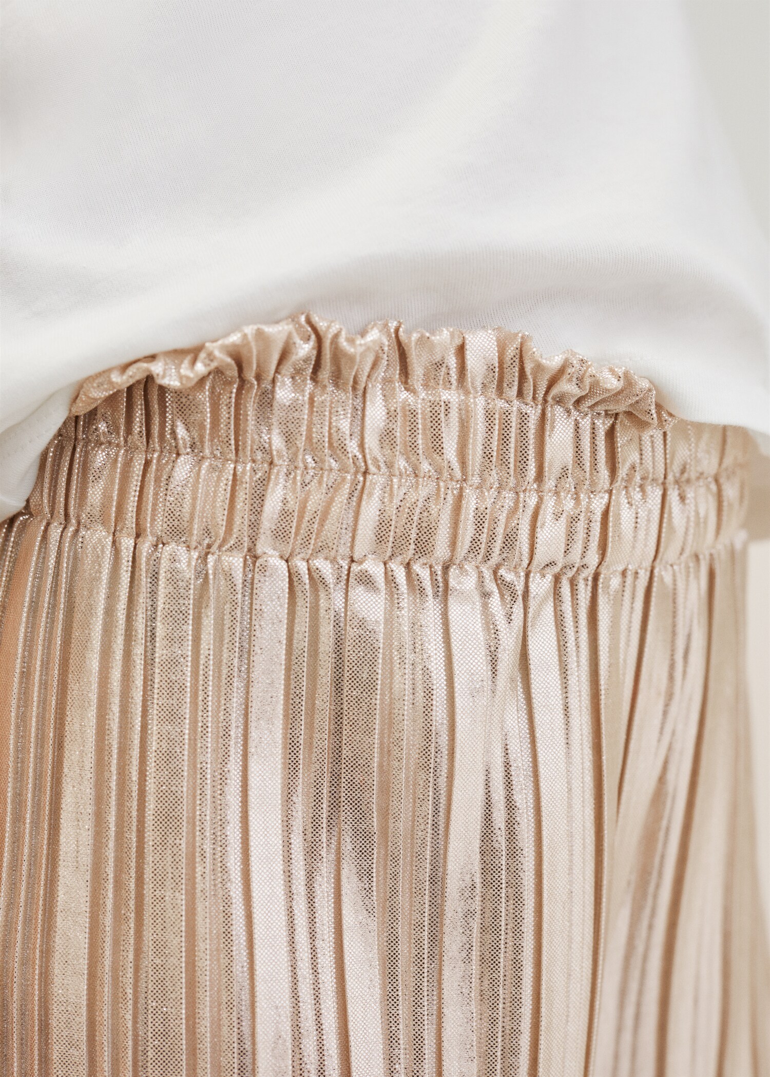 Metallic pleated trousers - Details of the article 2
