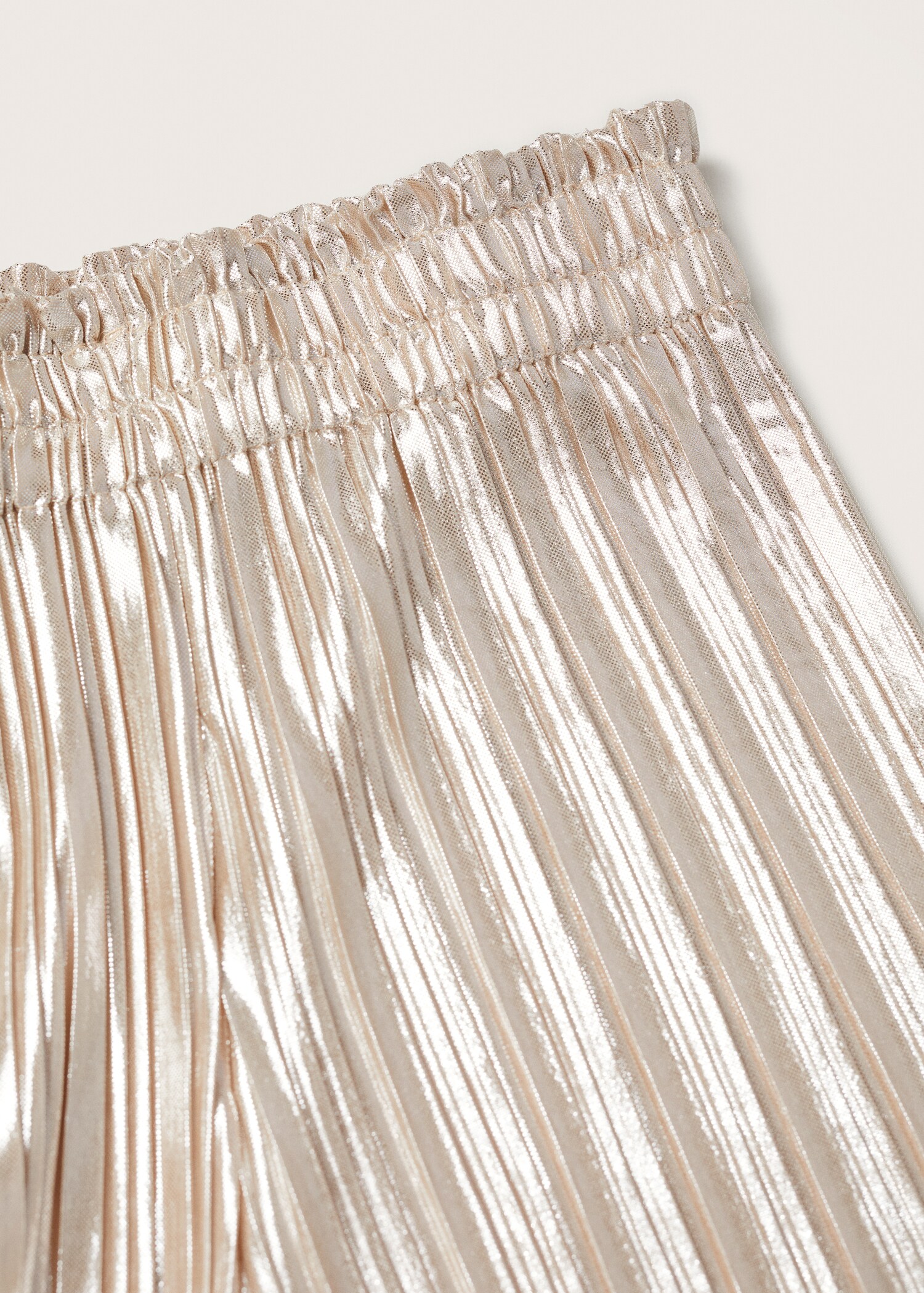 Metallic pleated trousers - Details of the article 8