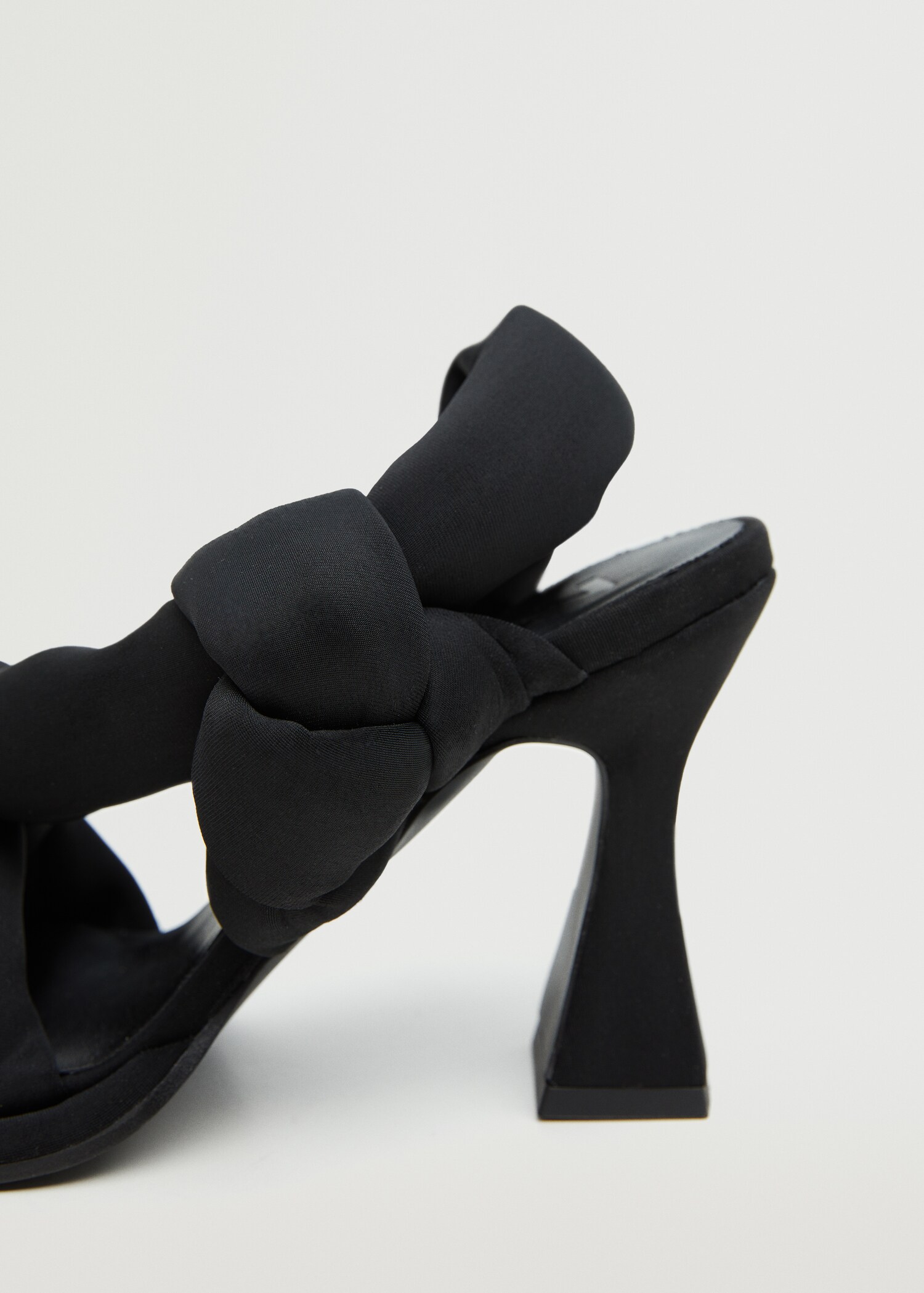 Quilted strap sandals - Details of the article 3