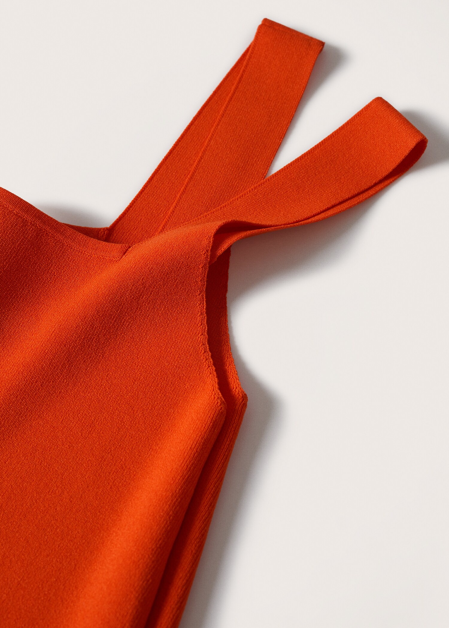 Fine knitted dress - Details of the article 8