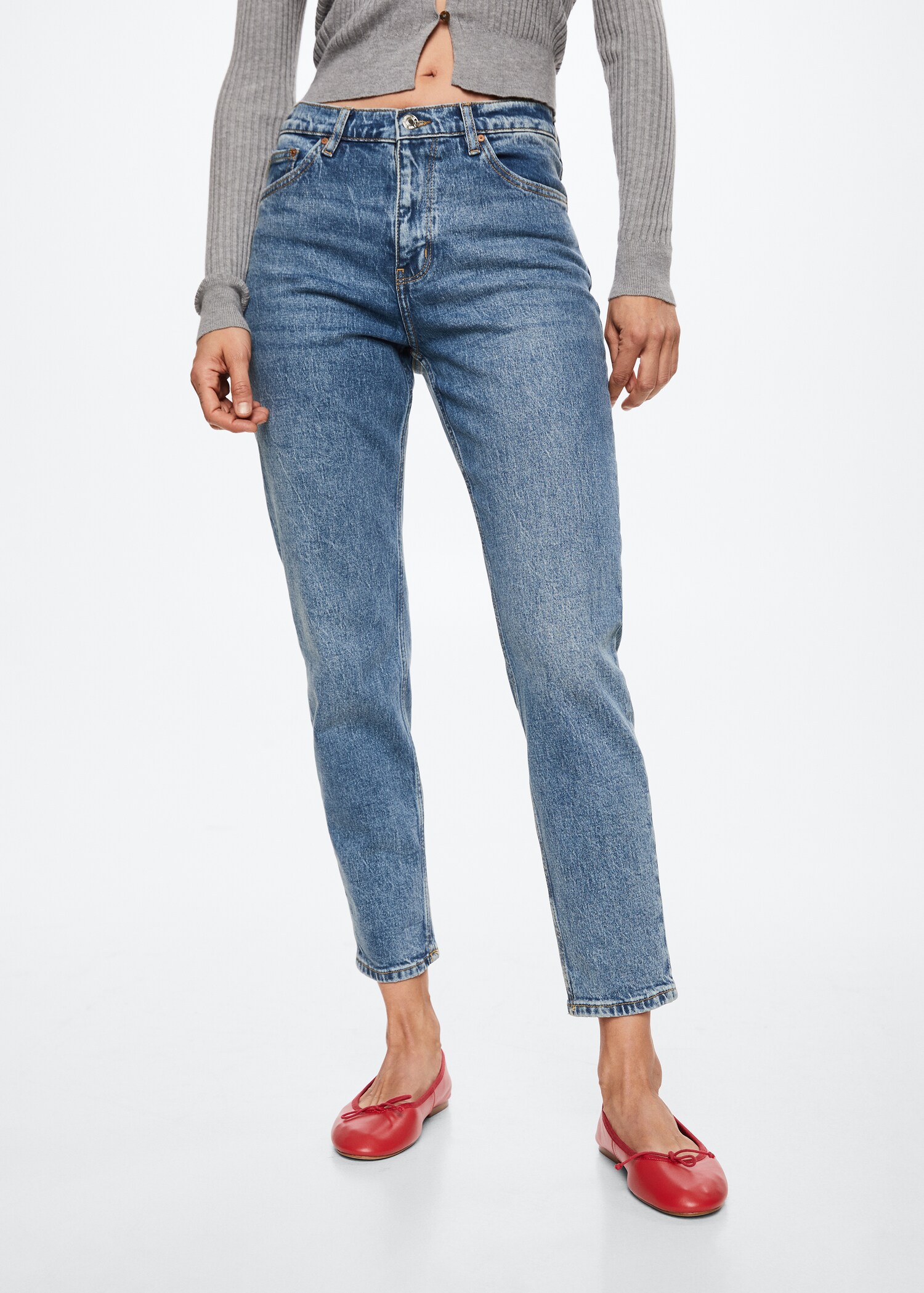 Comfort Mom-Jeans mit hoher Bundhöhe - Mittlere Ansicht