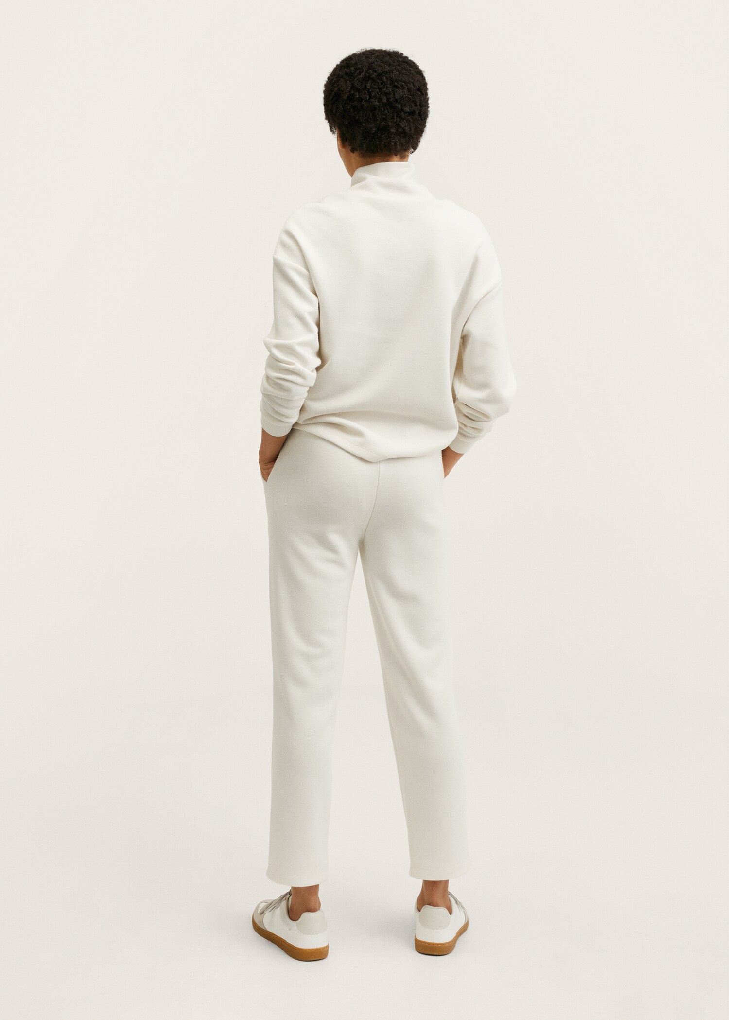 Pantalón jogger bolsillos - Reverso del artículo