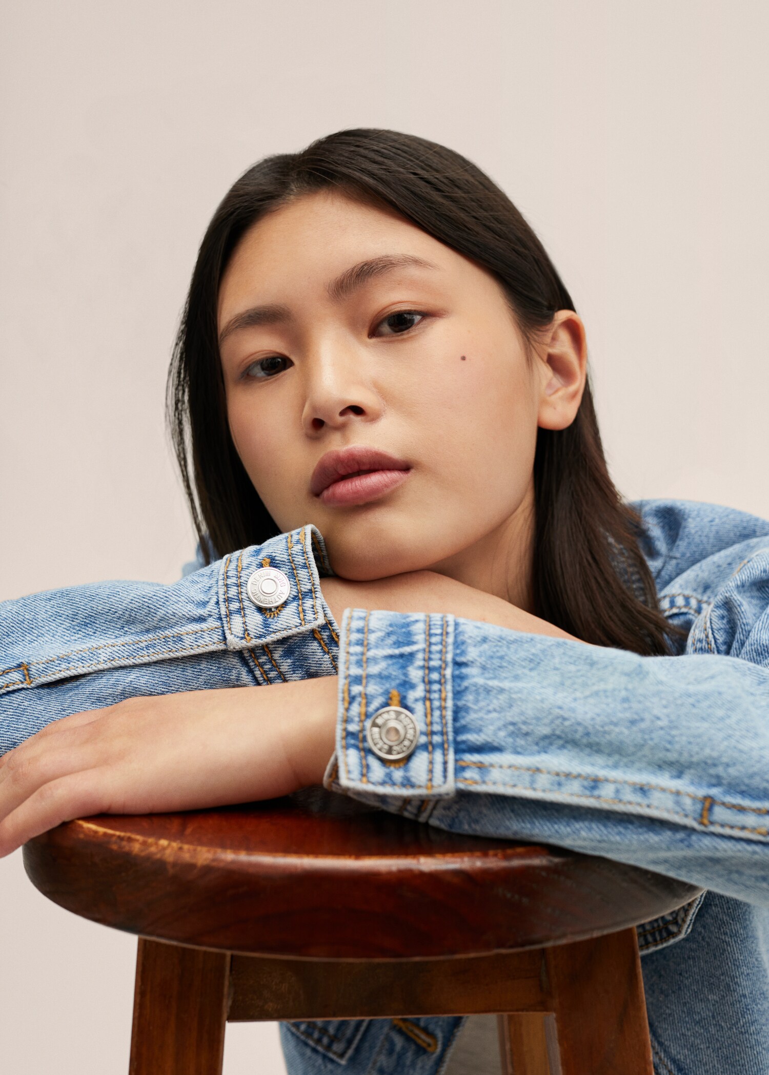 Cazadora crop denim - Detalle del artículo 2