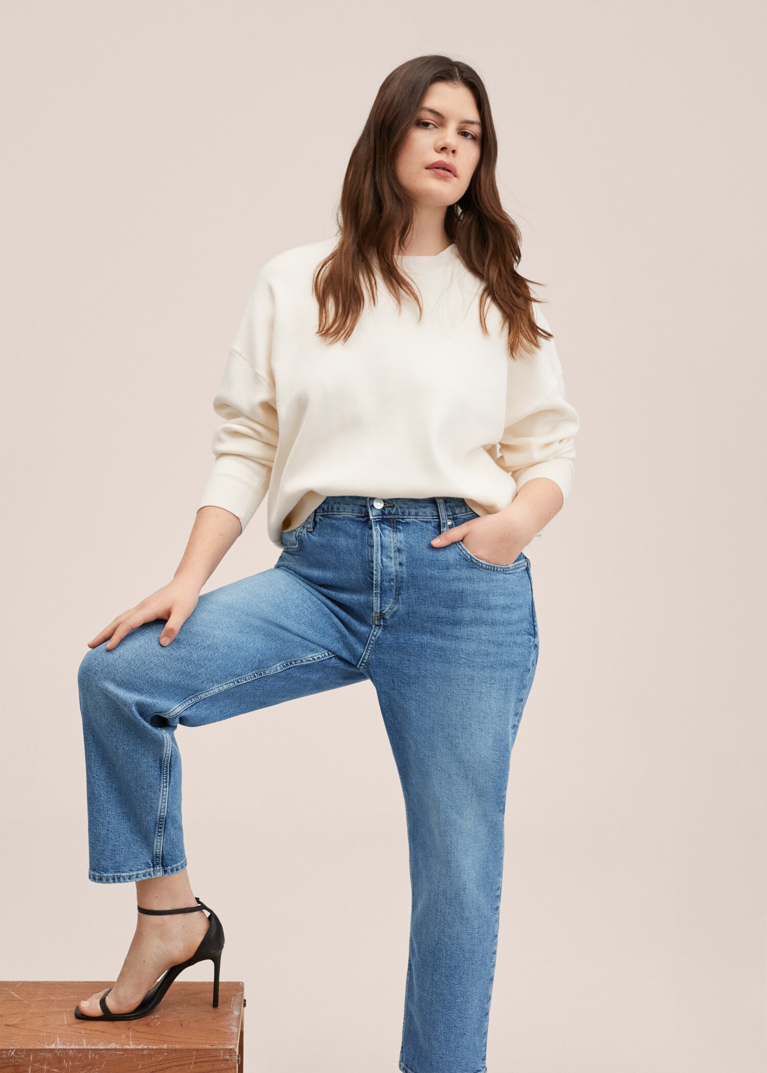 Slim mid-rise cropped jeans - Details of the article 5