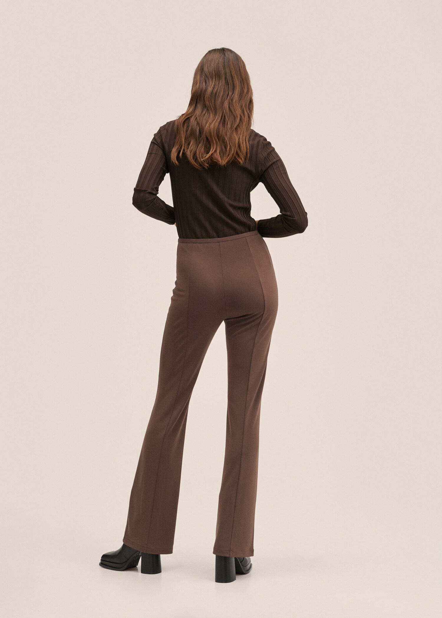 Pantalón wideleg tiro alto - Reverso del artículo