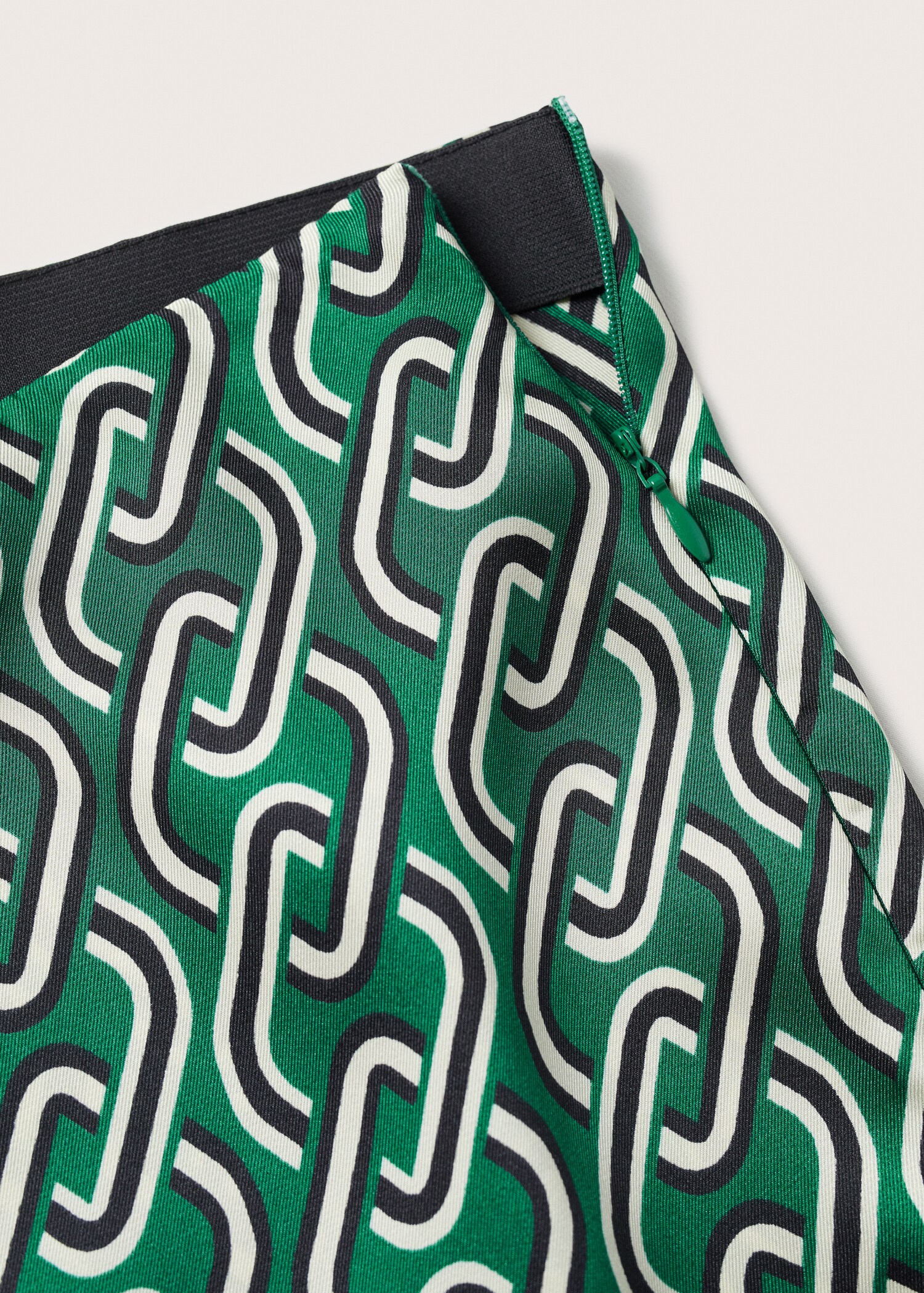 Chain print trousers - Details of the article 8