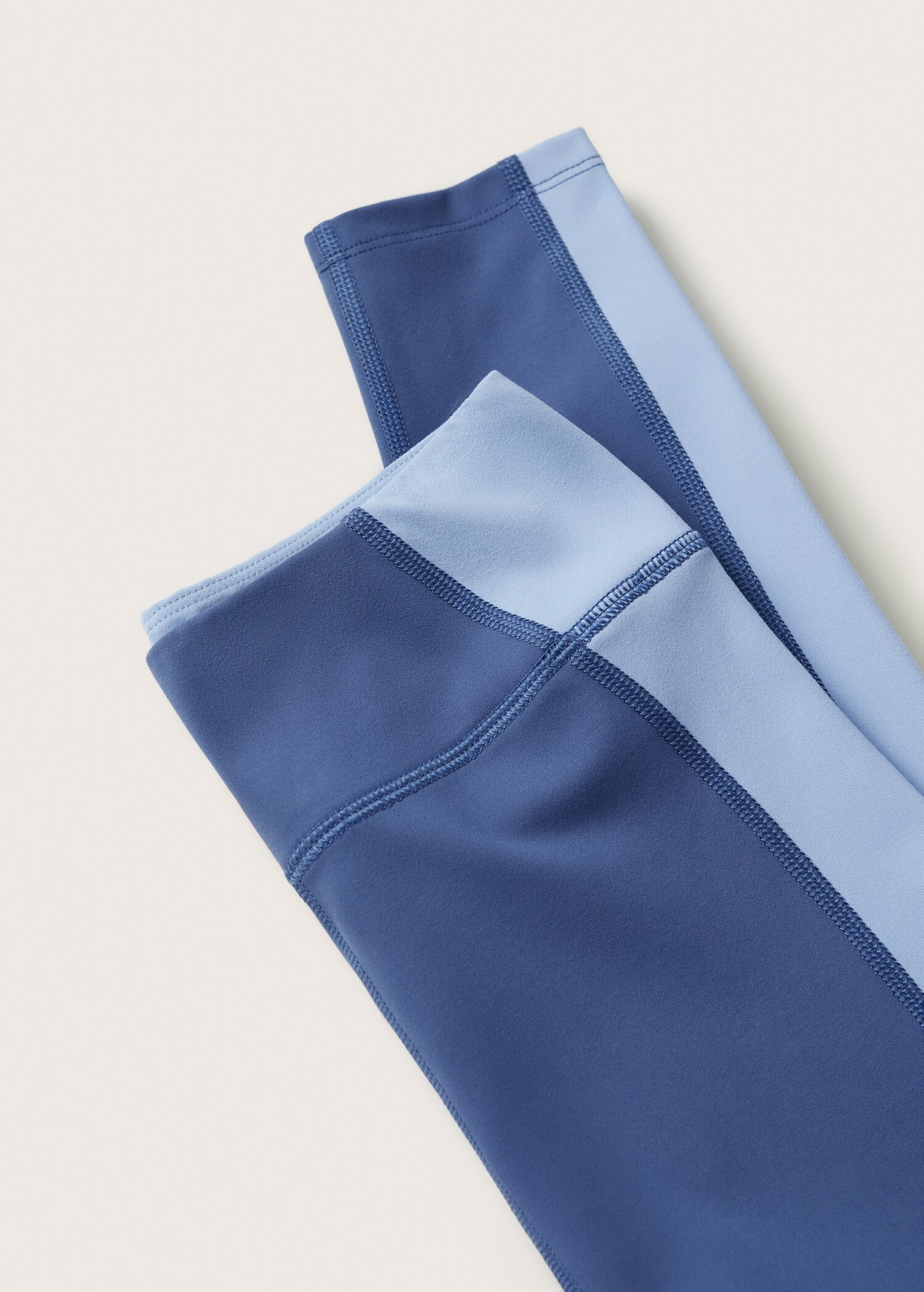 Sporty leggings - Details of the article 8