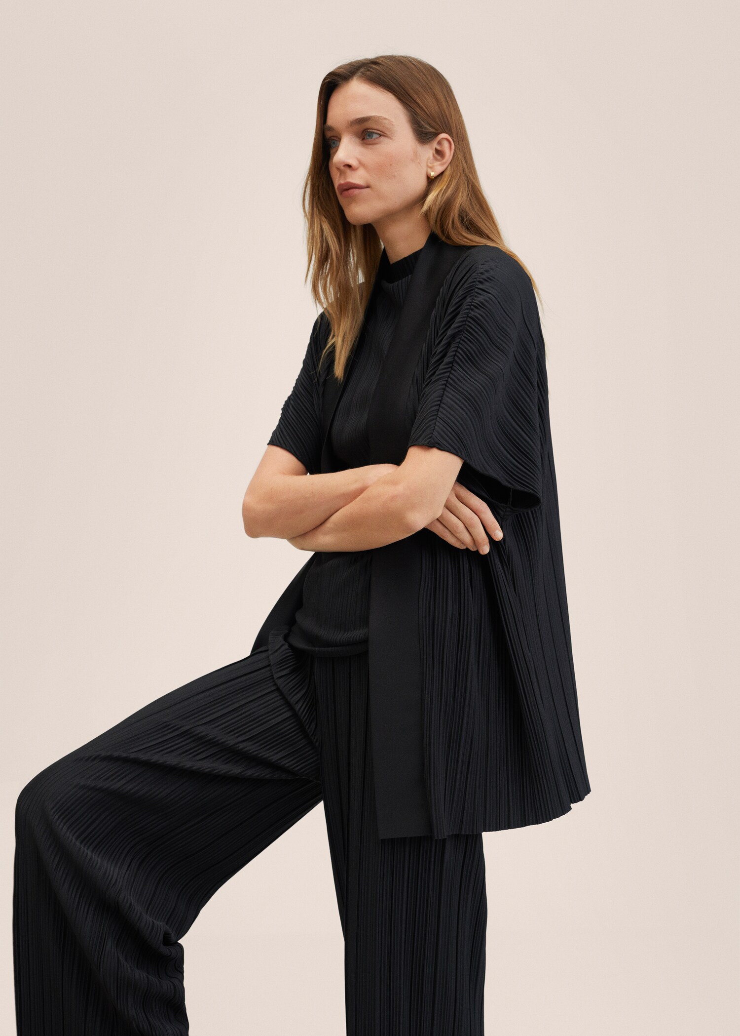 Plissierter Oversized-Kaftan - Mittlere Ansicht