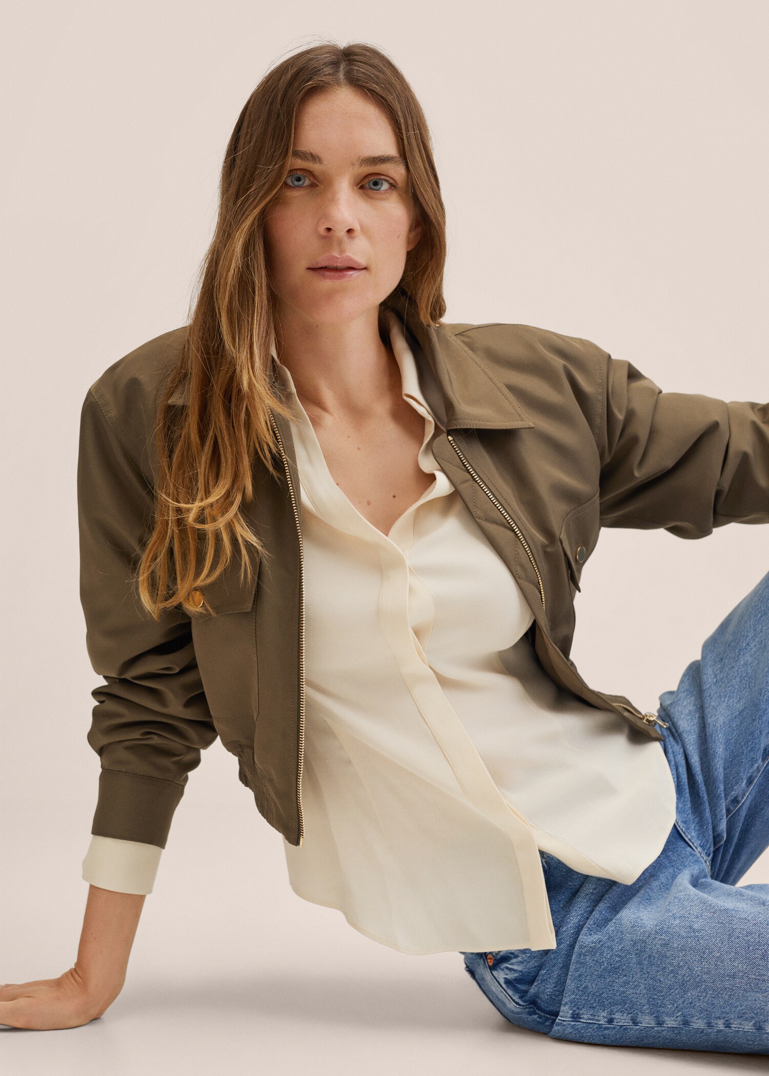 Basic fitted shirt - Details of the article 3