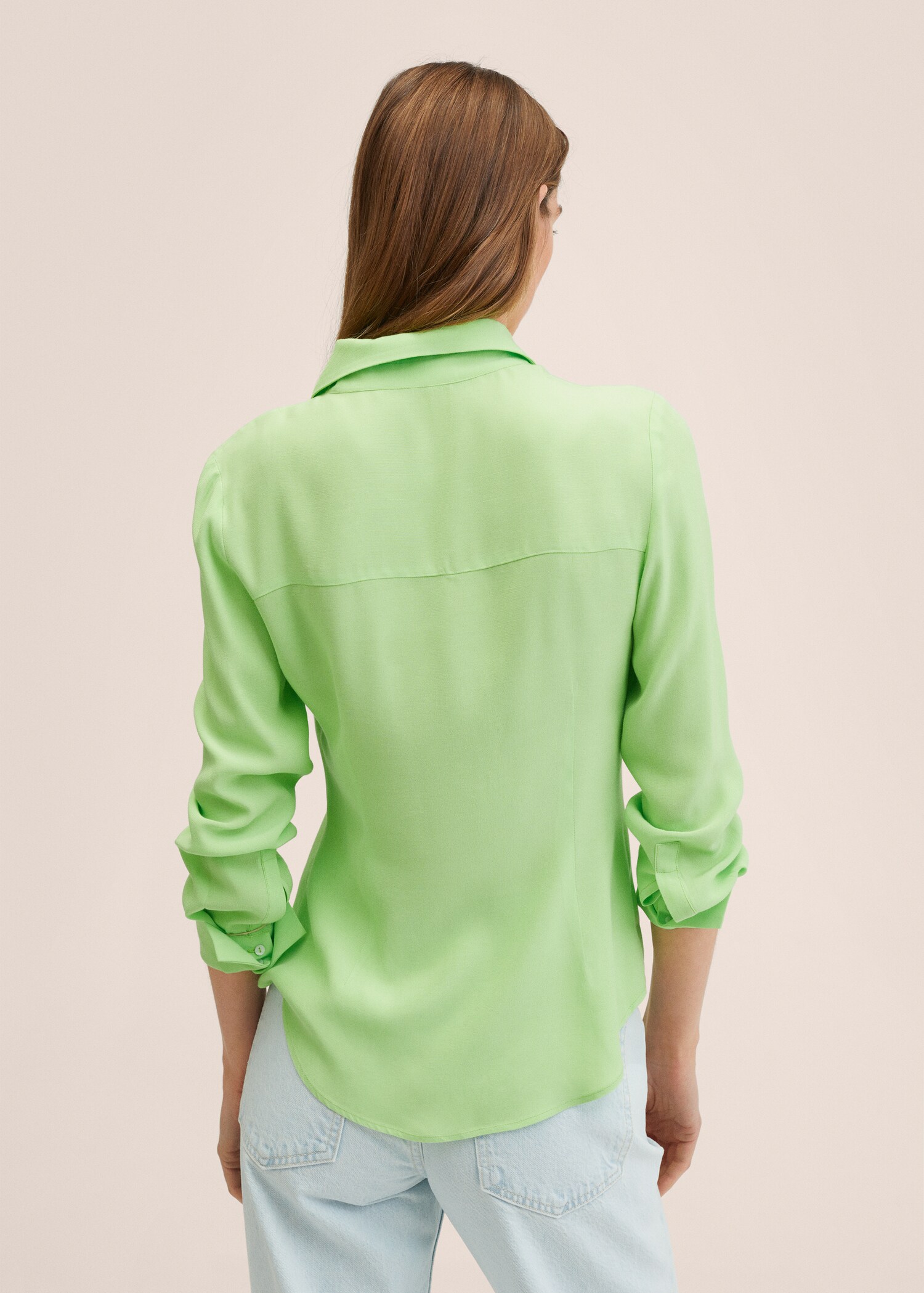 Basic fitted shirt - Reverse of the article
